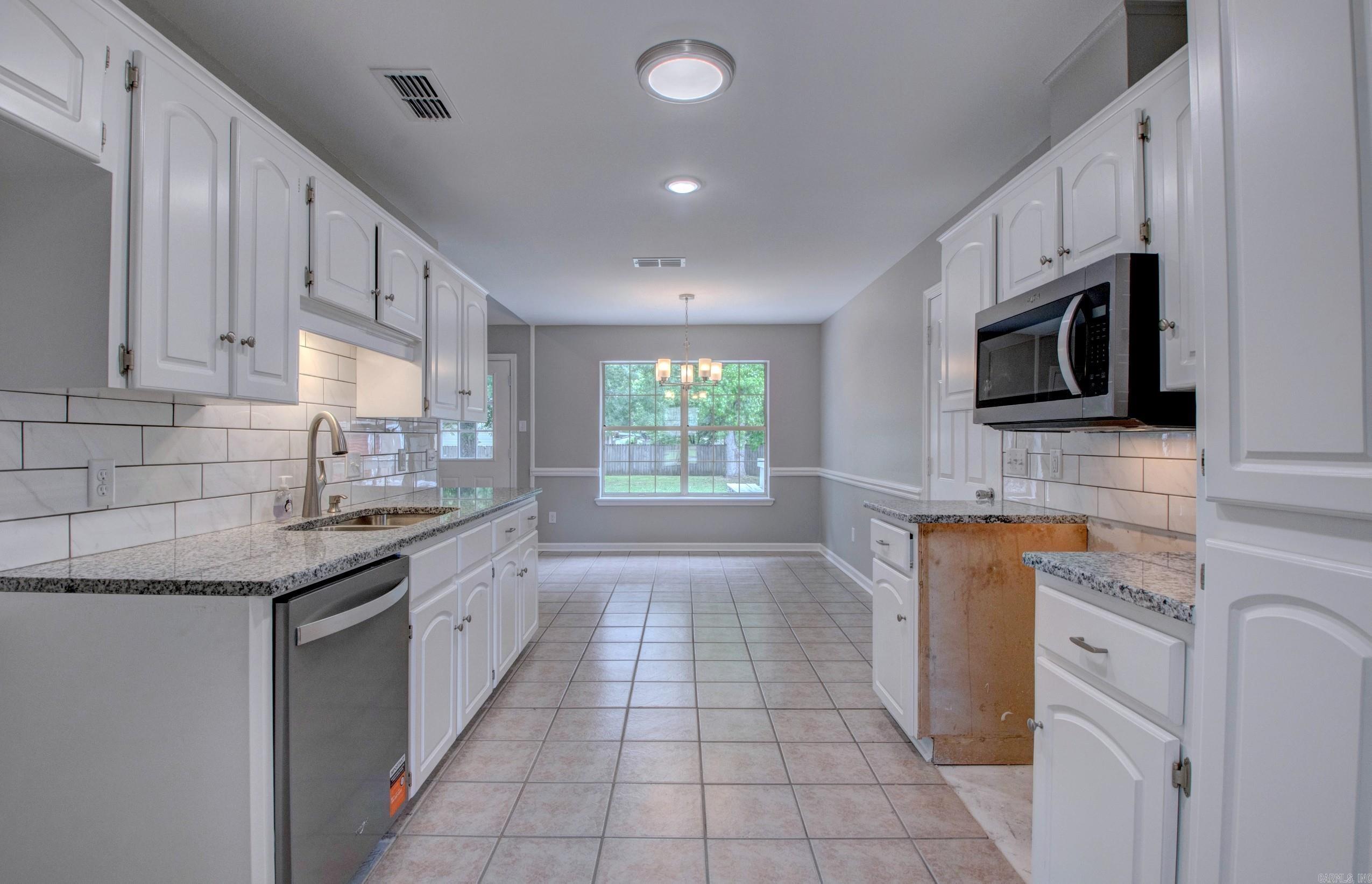 44 Red Oak Dr  Cabot, AR