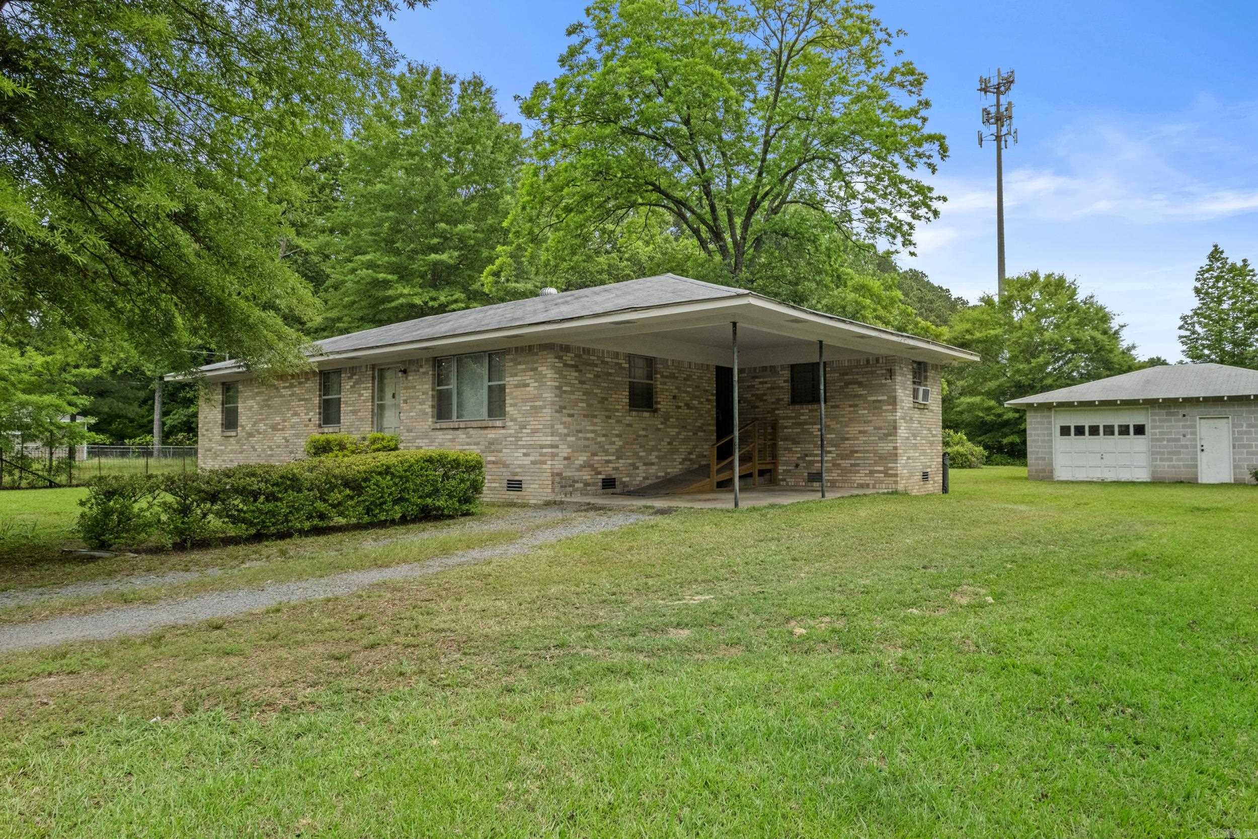 11 Warren Dr  Little Rock, AR