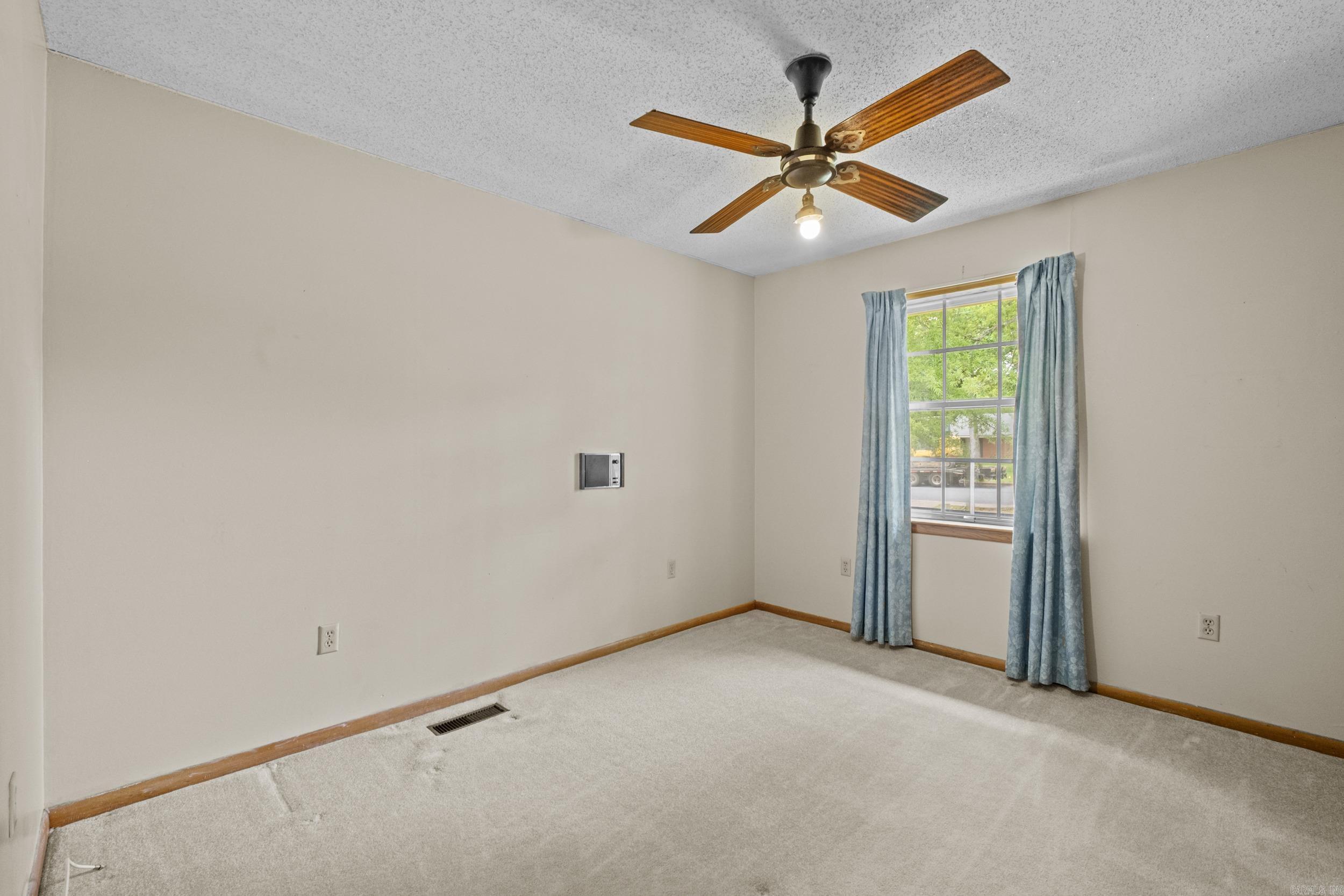 11 Warren Dr  Little Rock, AR