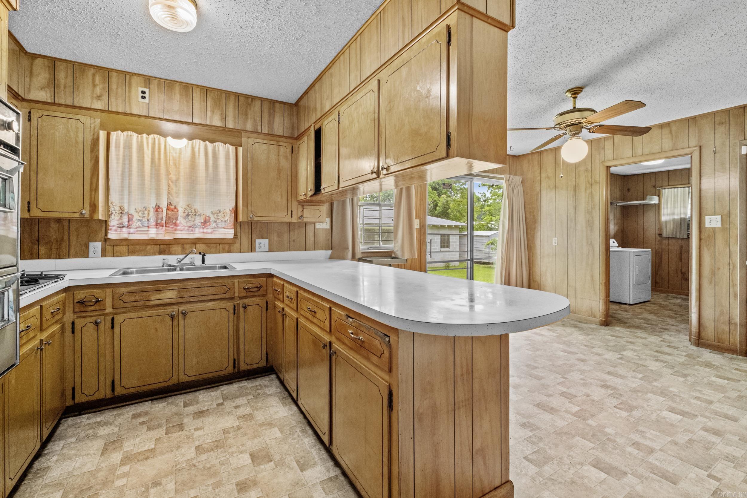 11 Warren Dr  Little Rock, AR