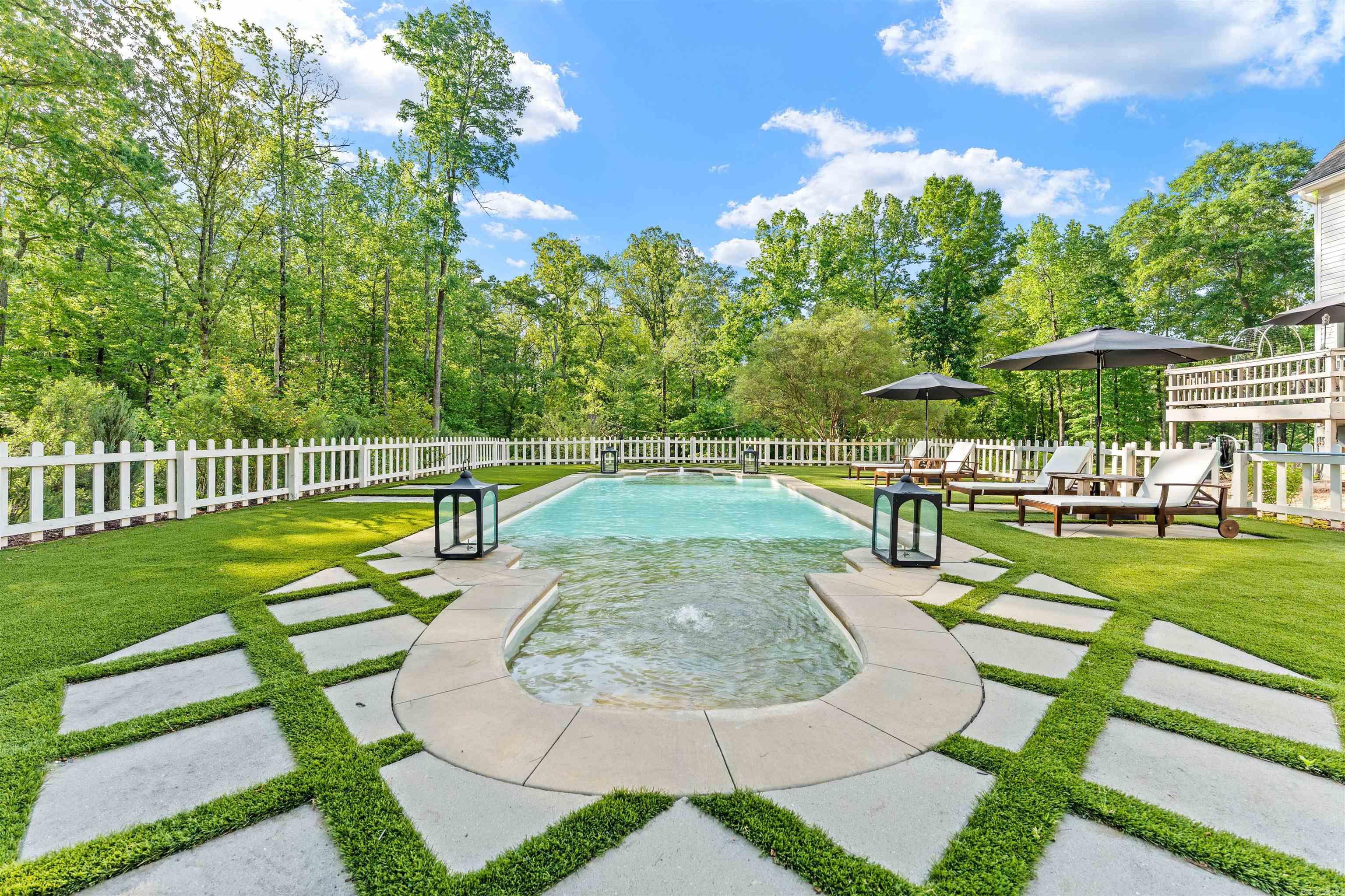 1079 Hillsboro Cir  Alexander, AR