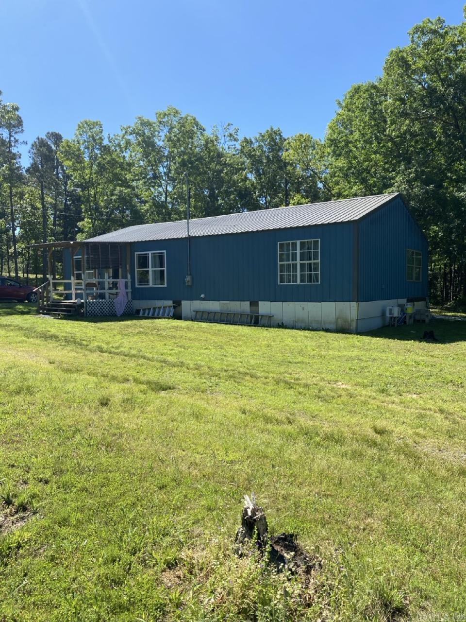 5554 W Highway 16  Clinton, AR