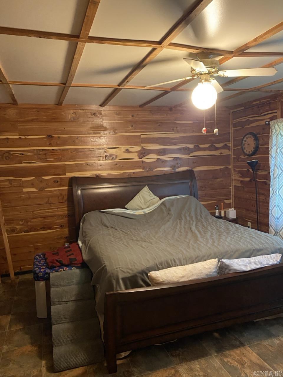 5554 W Highway 16  Clinton, AR