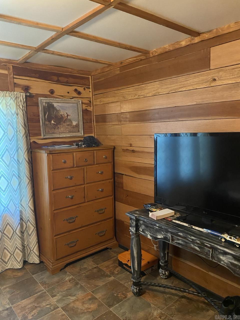 5554 W Highway 16  Clinton, AR