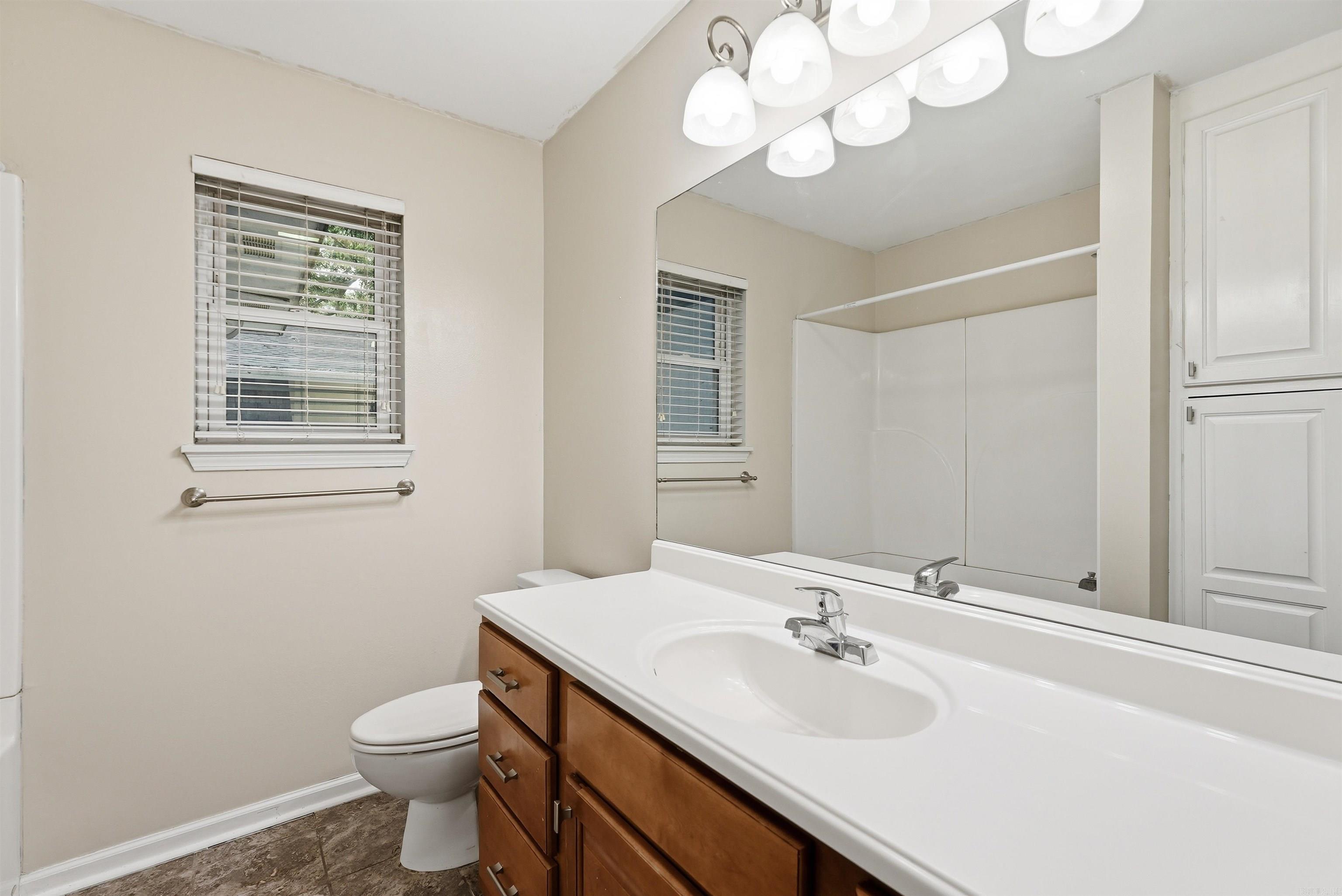 404 SE 1st  Bryant, AR