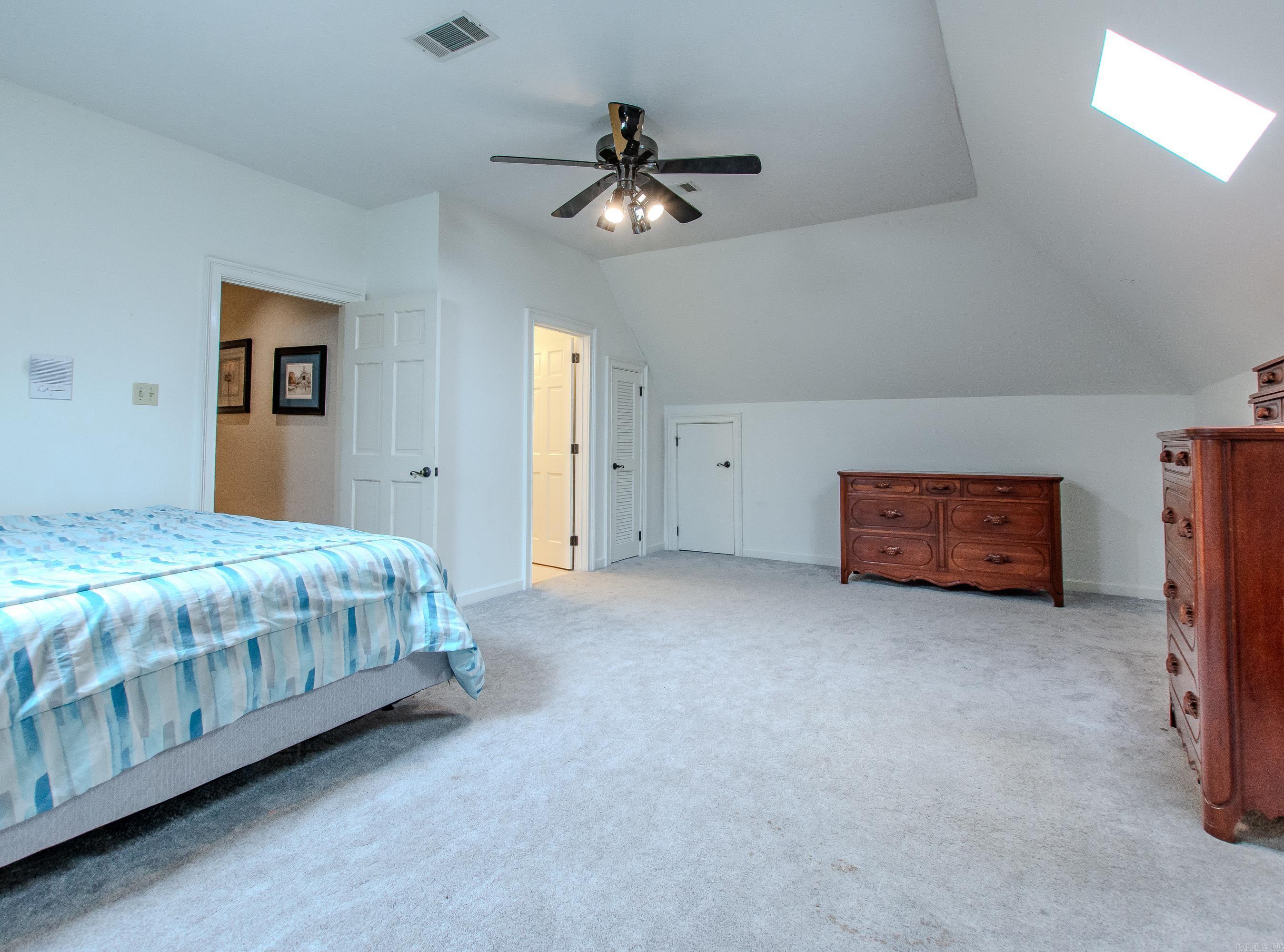 1 Club Manor  Maumelle, AR