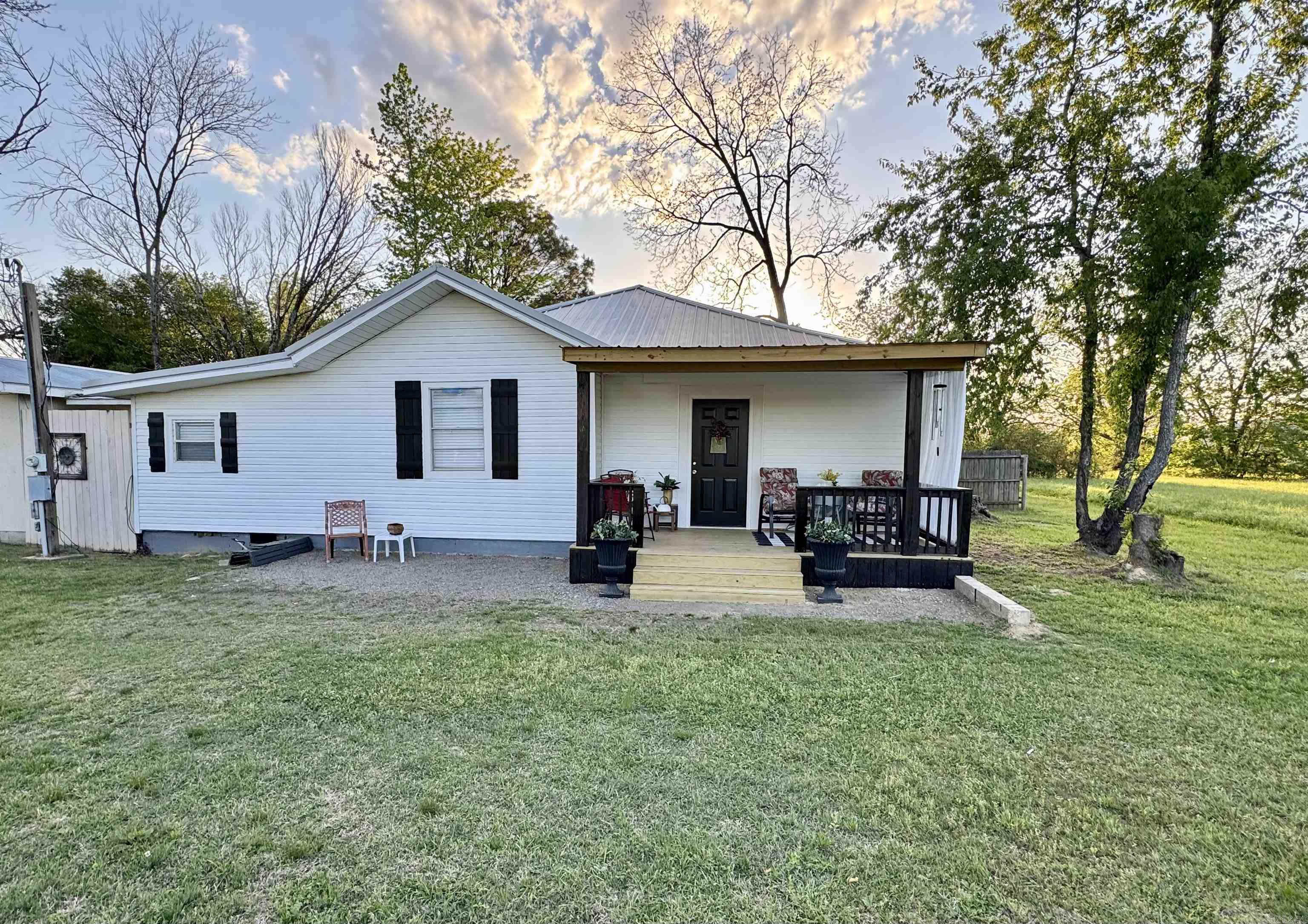 2491 Hwy 9  Morrilton, AR