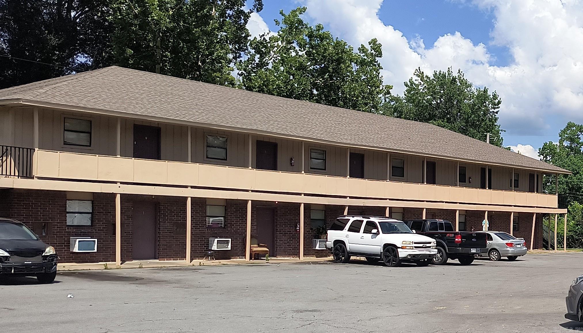 3720 Miramar Dr  Pine Bluff, AR