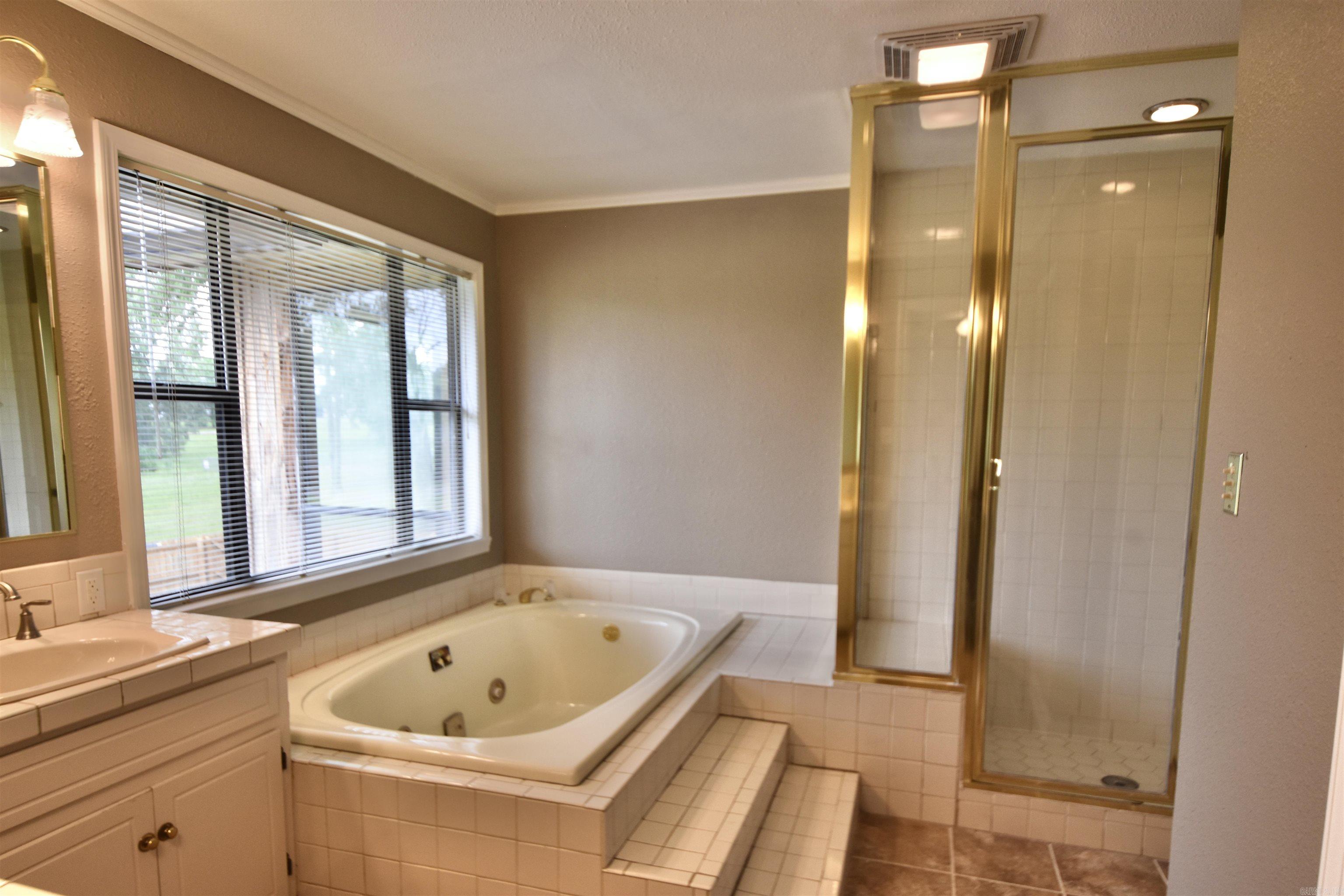170 Riverview Dr  Malvern, AR