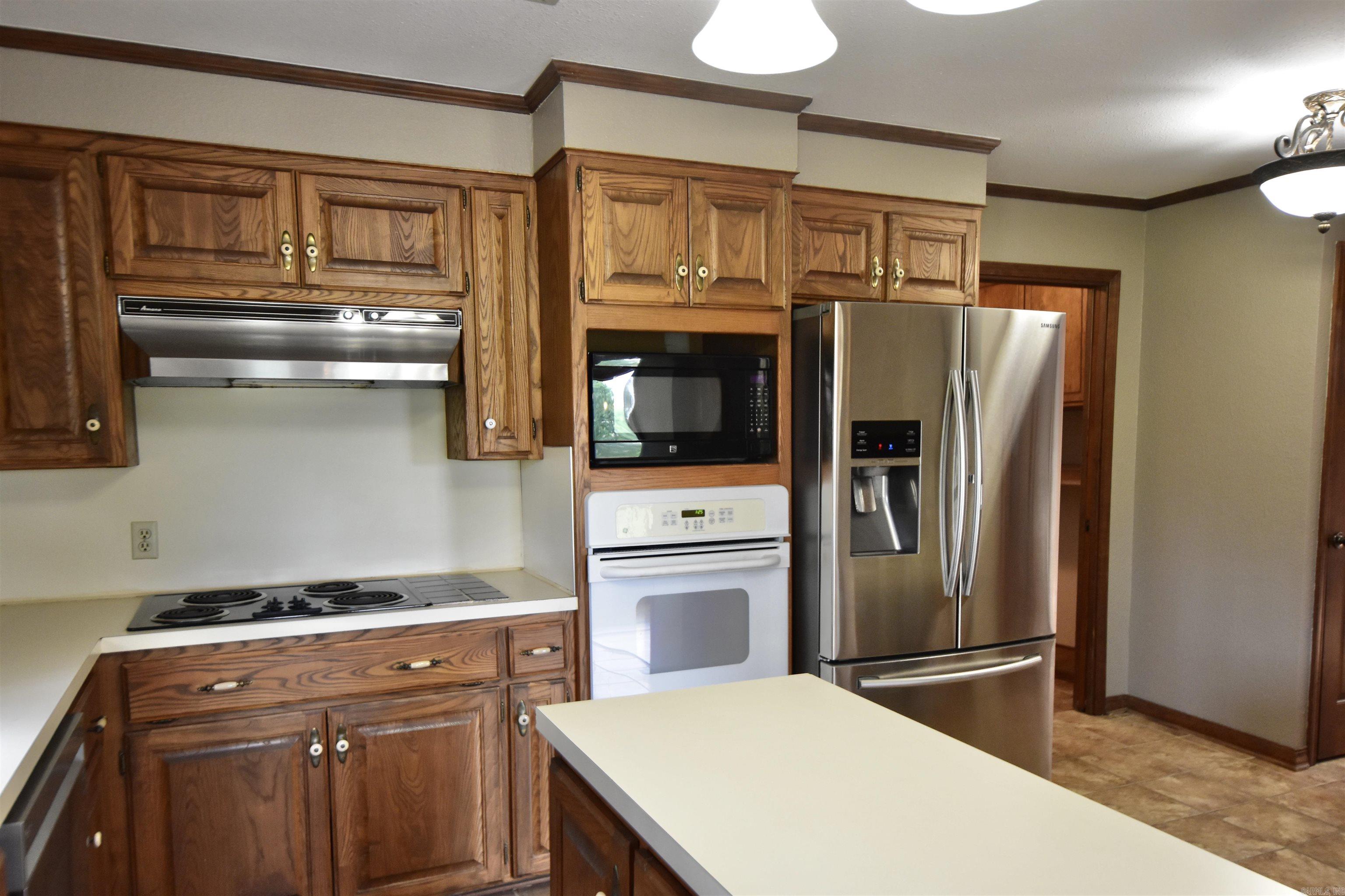 170 Riverview Dr  Malvern, AR