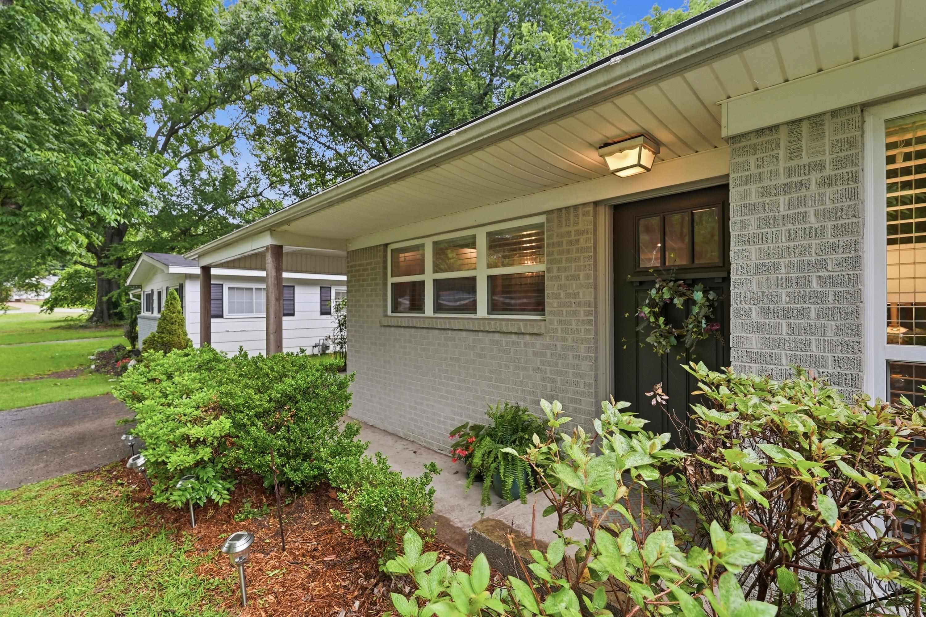1401 Crystal  Benton, AR
