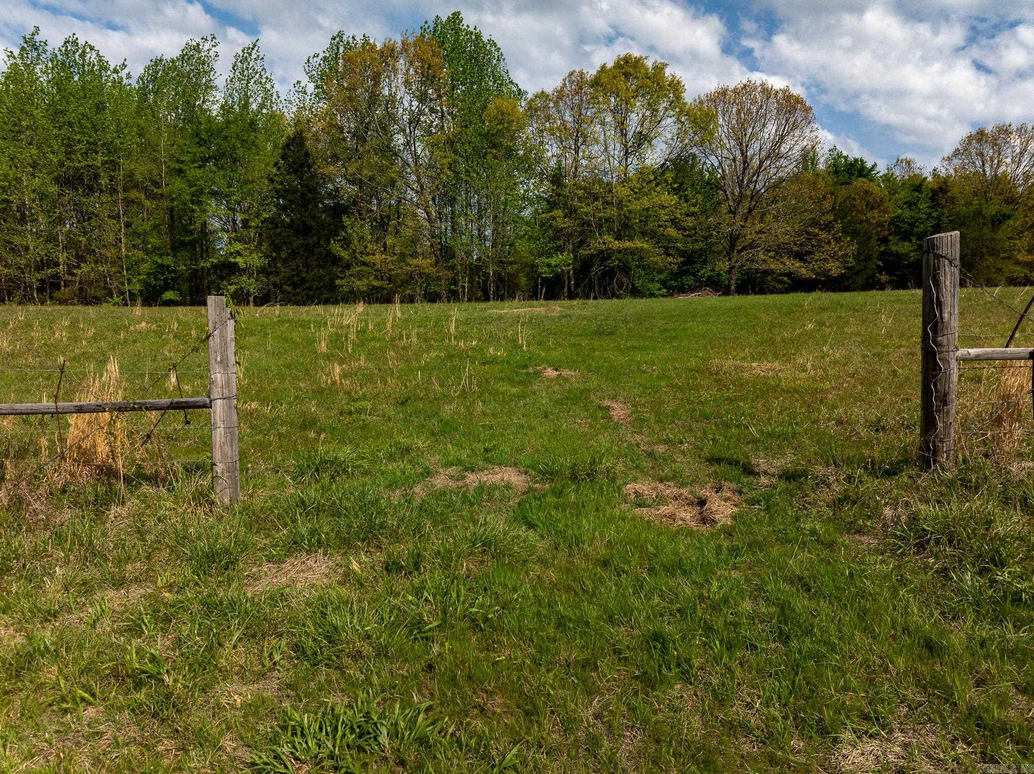 000 Hill Loop Rd.  Floyd, AR