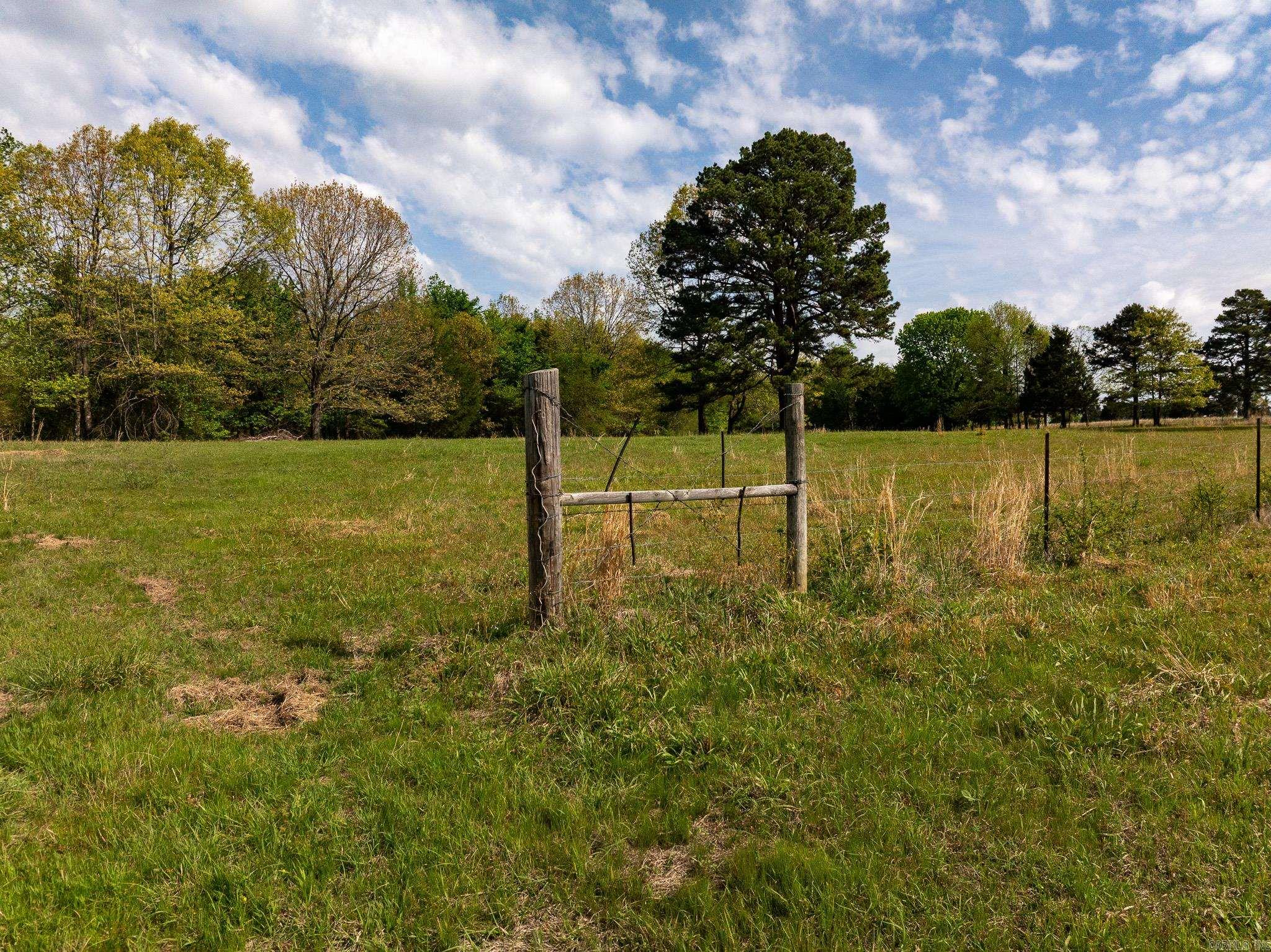 000 Hill Loop Rd.  Floyd, AR