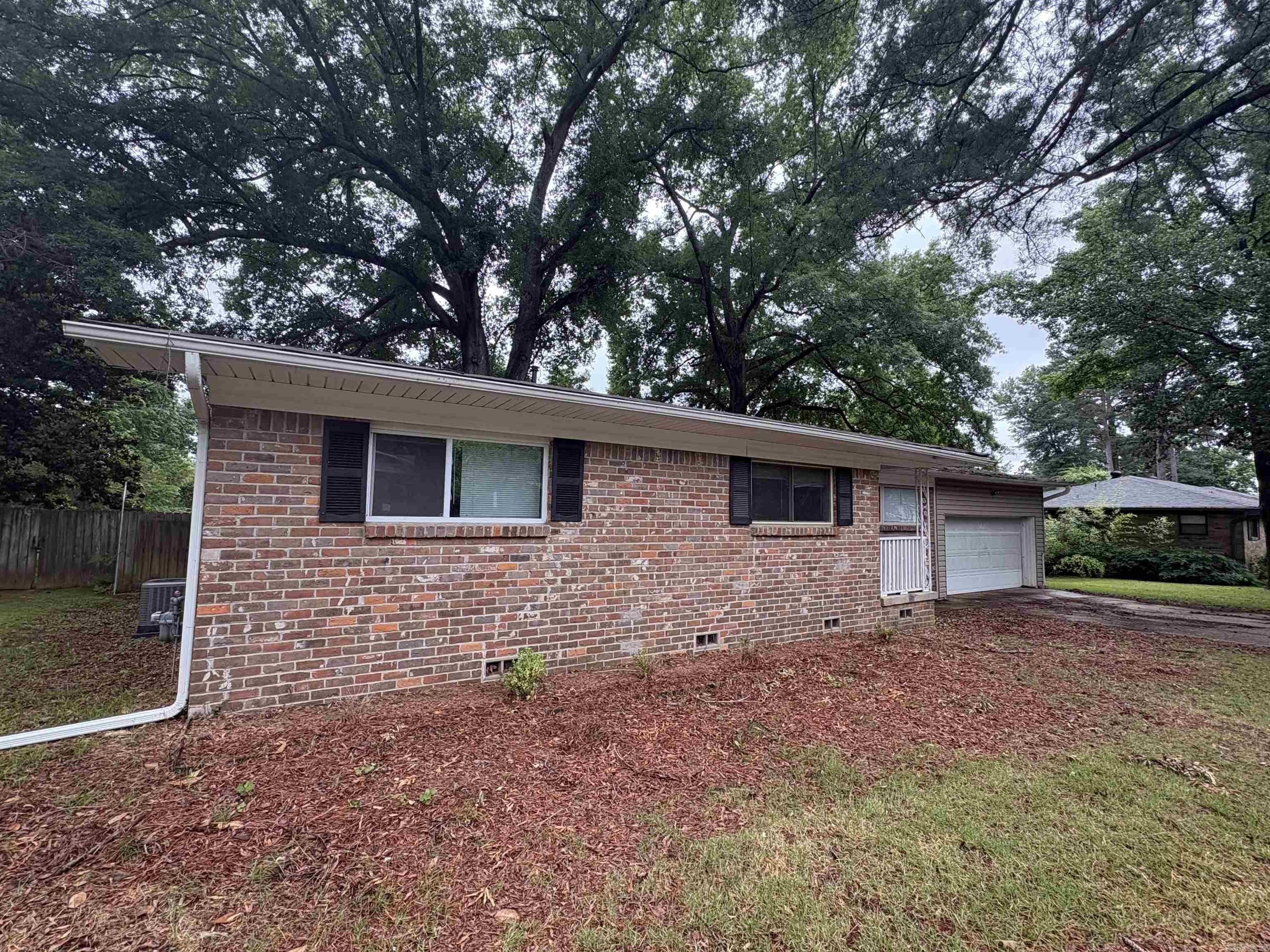7805 Apache  Little Rock, AR