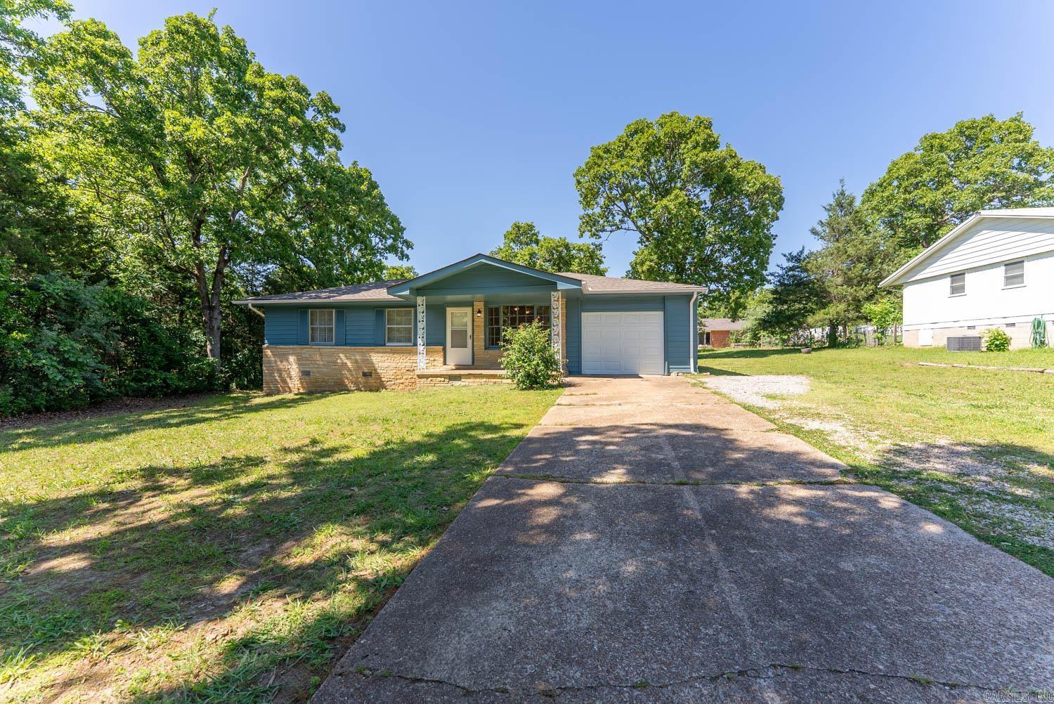 908 N Manor  Horseshoe Bend, AR