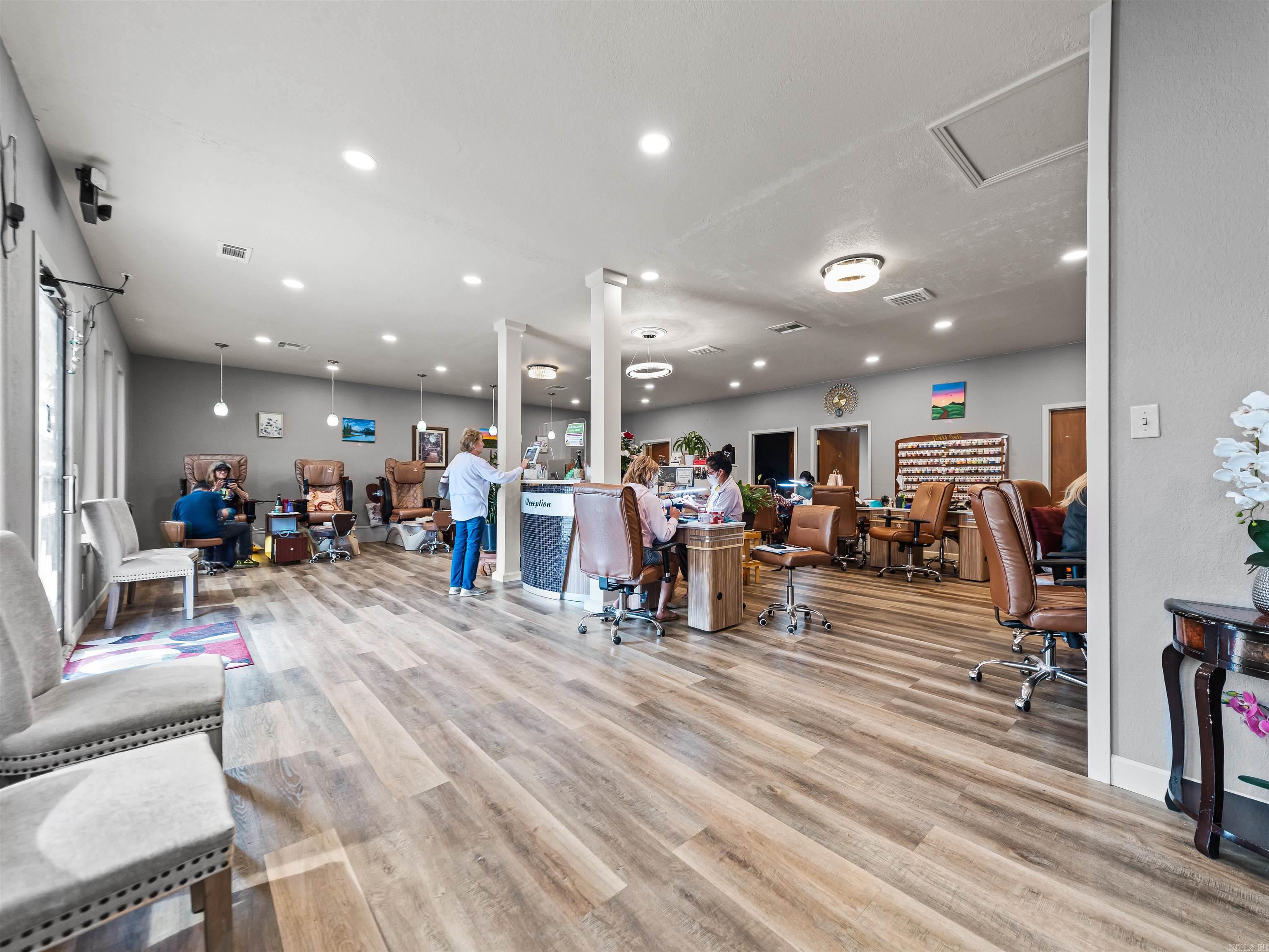 3903 N Highway 7  Hot Springs Village, AR