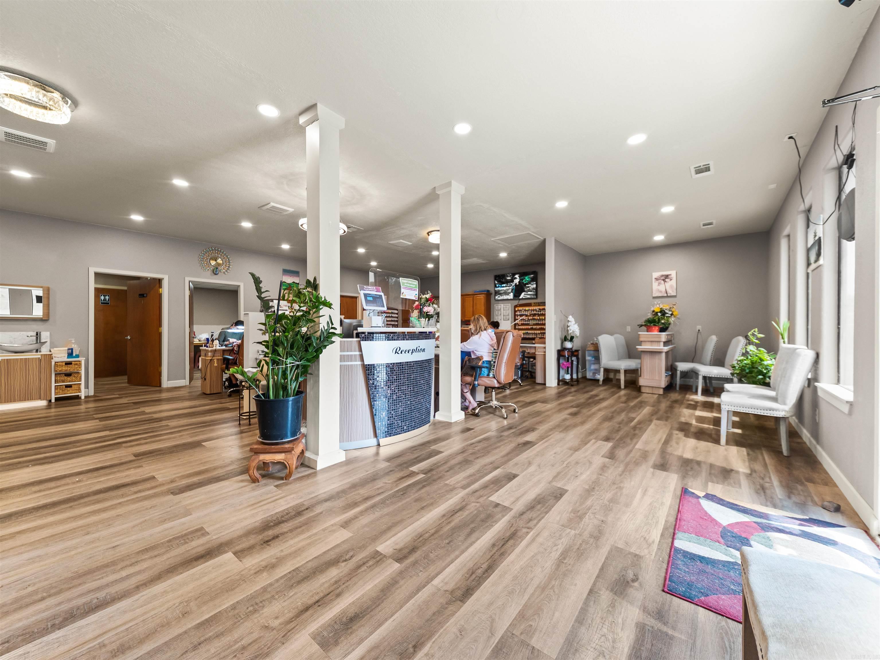 3903 N Highway 7  Hot Springs Village, AR