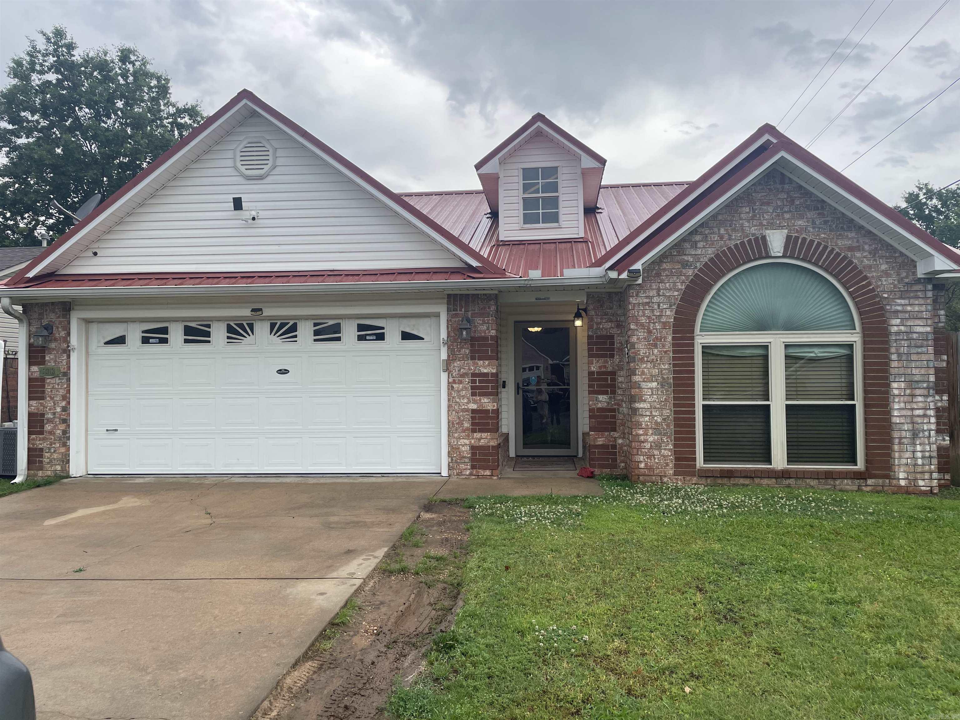 3913 Kingsberry Drive  Van Buren, AR
