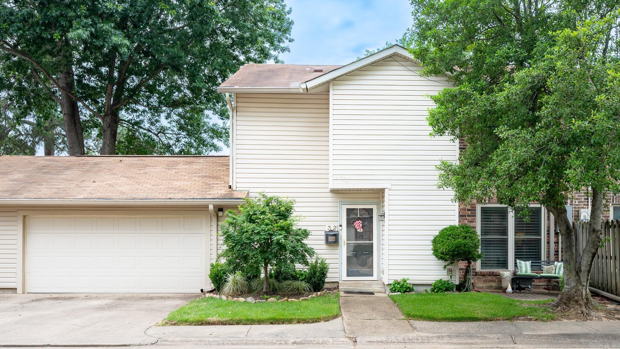 32 Hampshire  Little Rock, AR