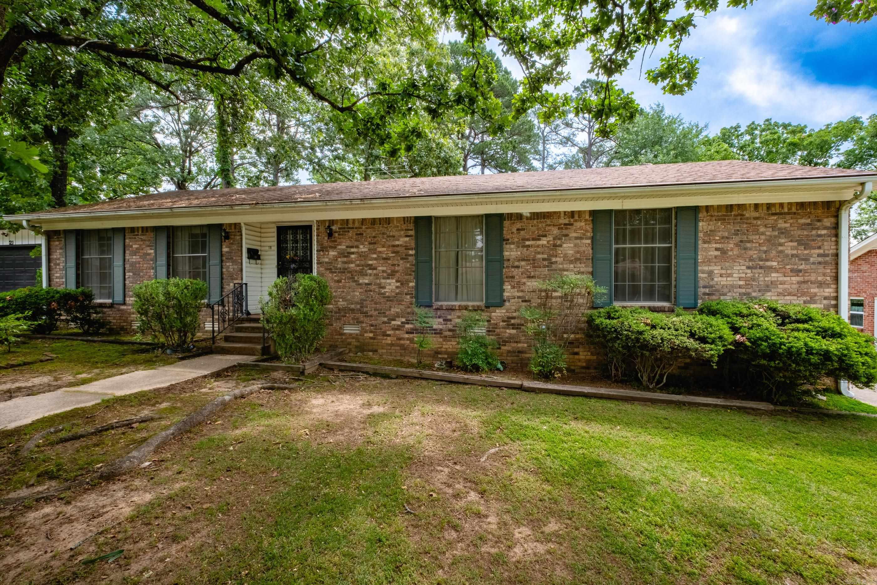 19 Queenspark  Little Rock, AR
