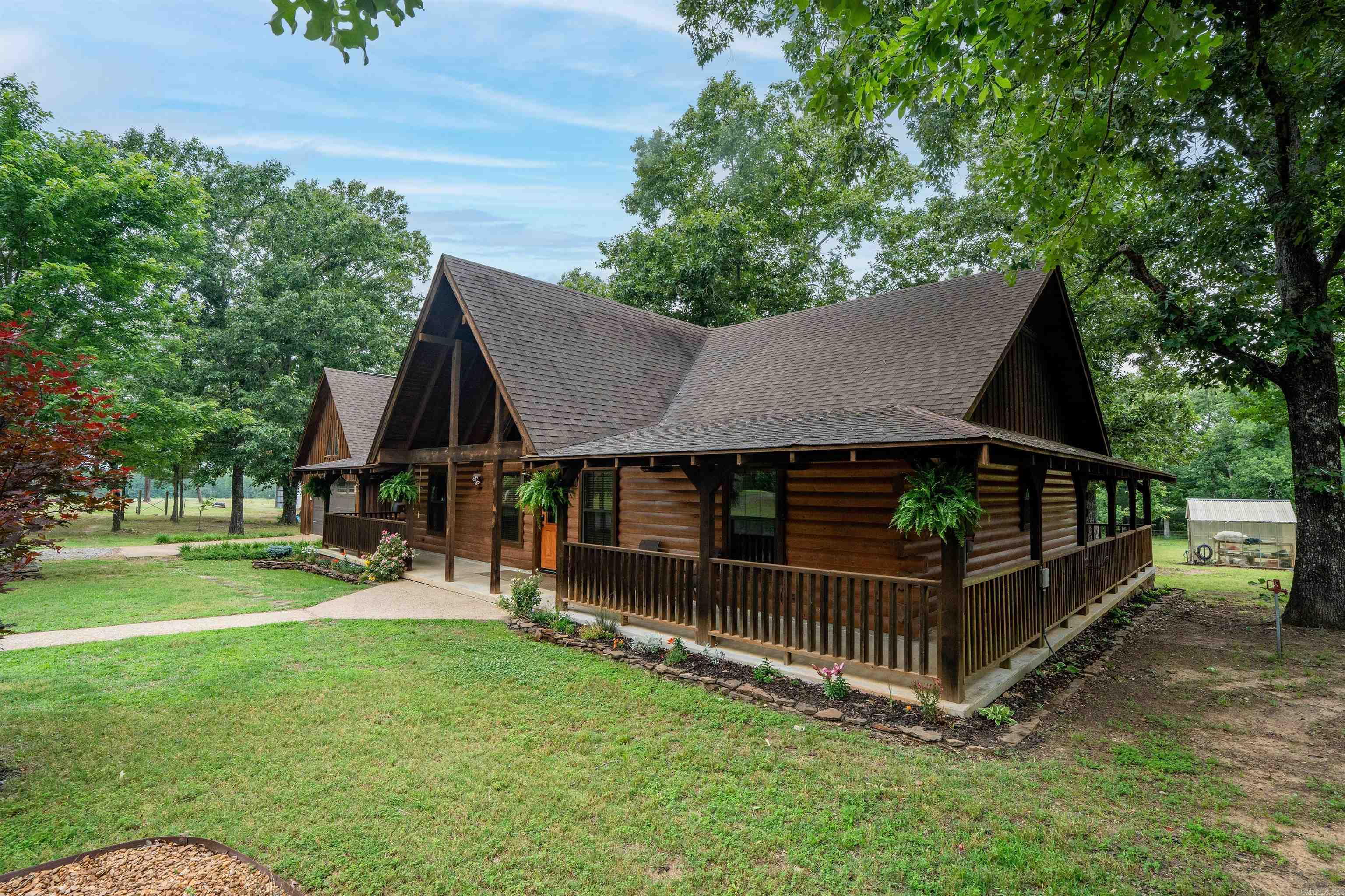 2340 Fairview  Pangburn, AR
