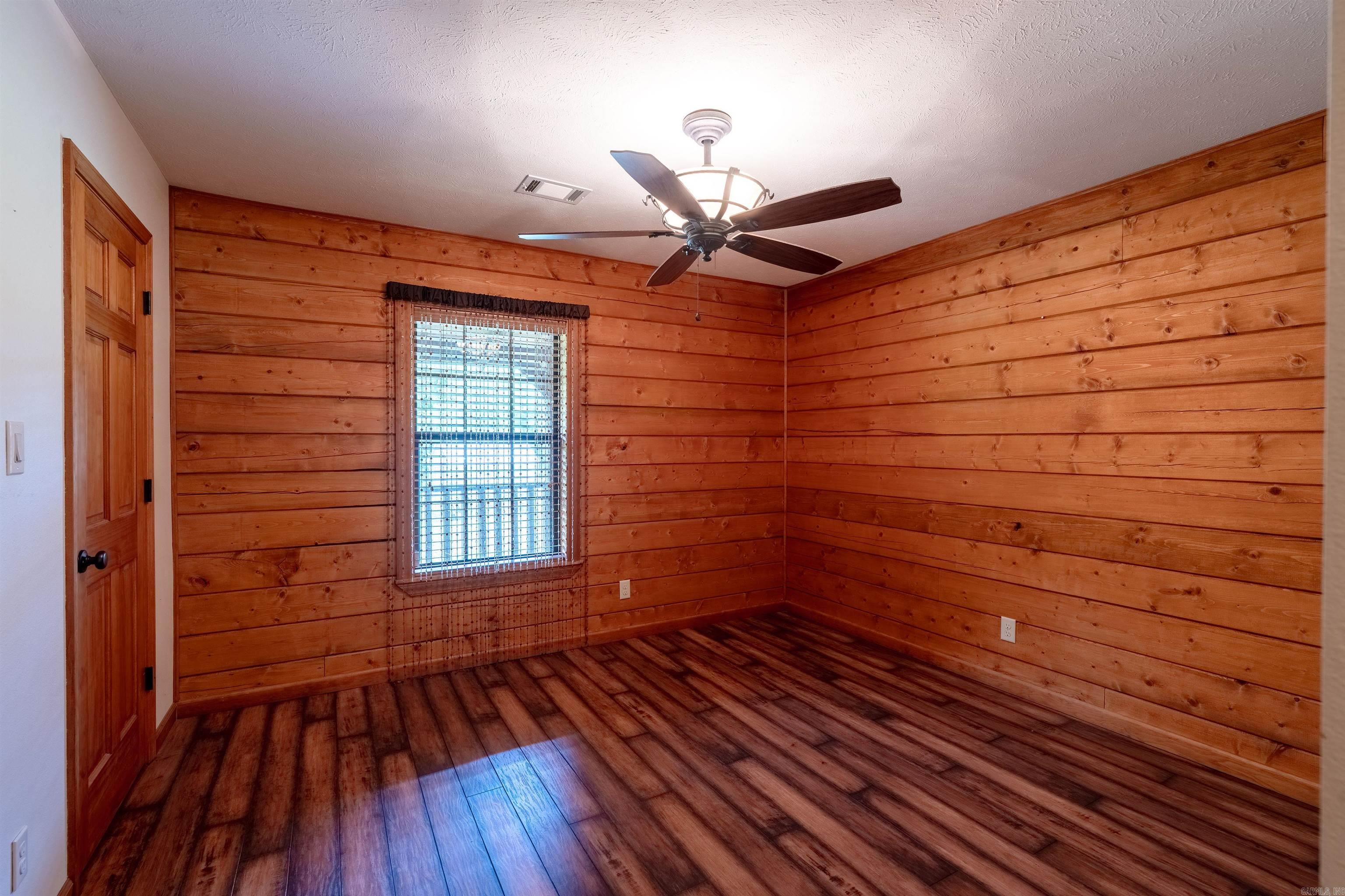 2340 Fairview  Pangburn, AR
