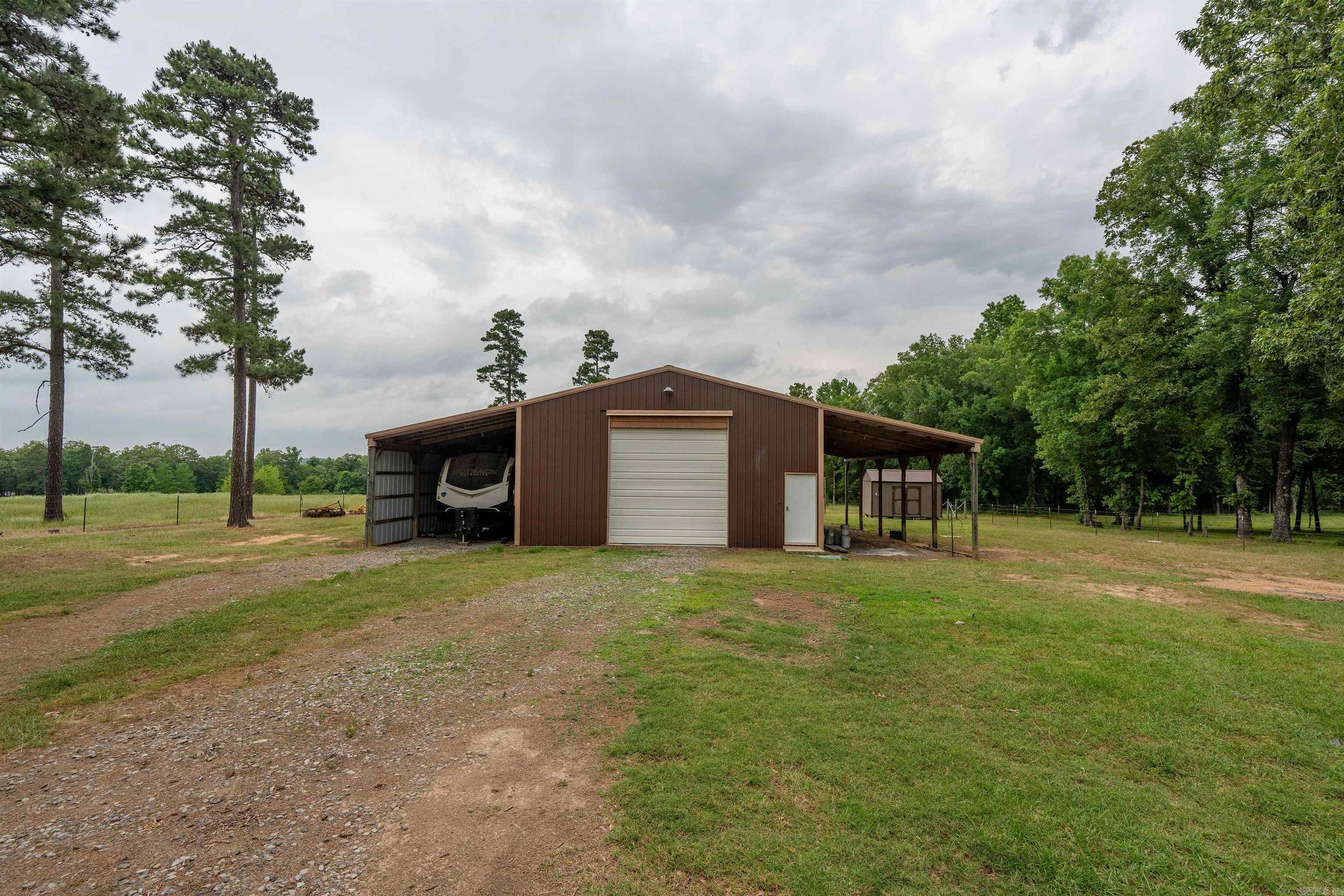2340 Fairview  Pangburn, AR