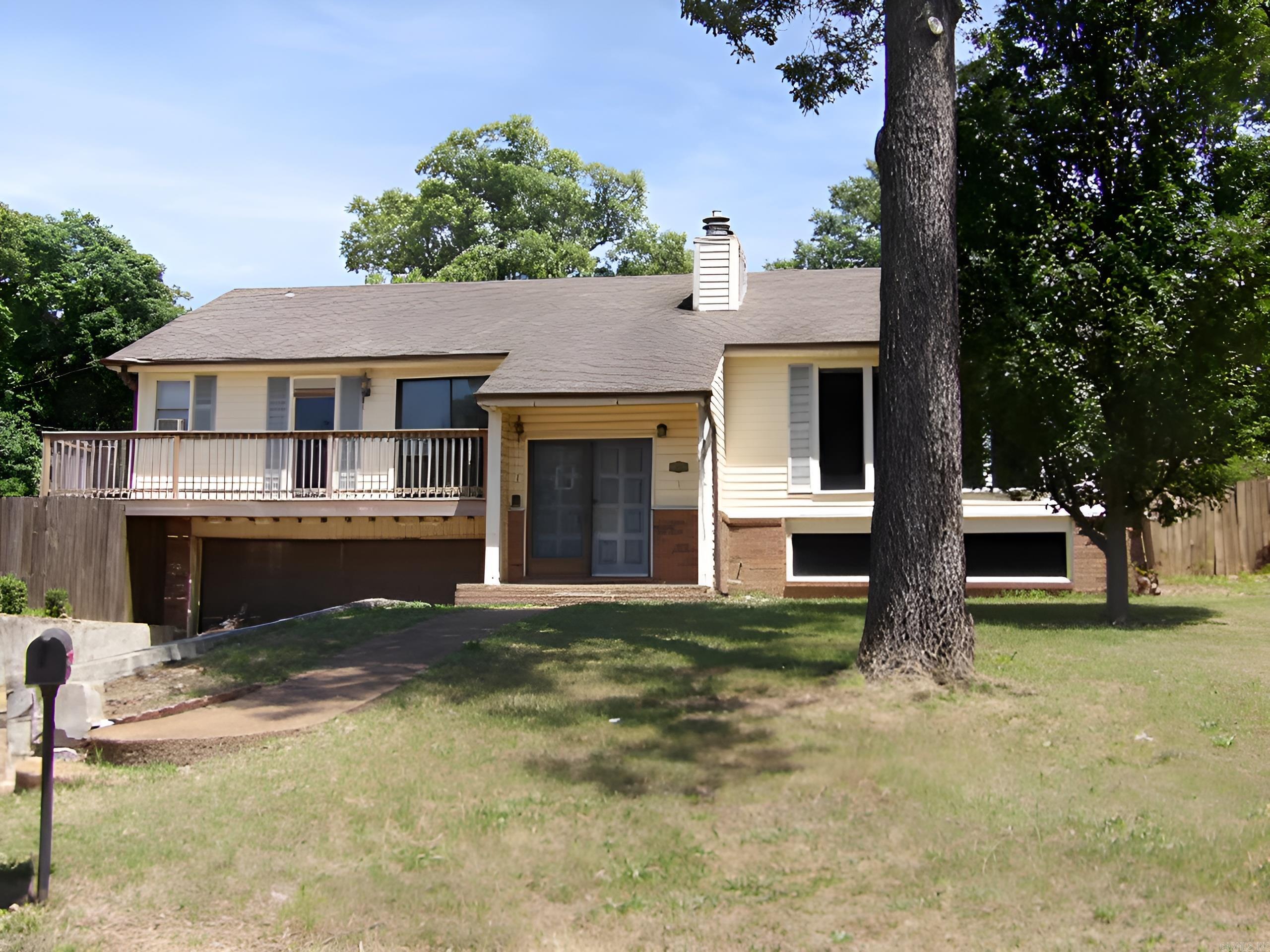 1400 Merrywood Drive