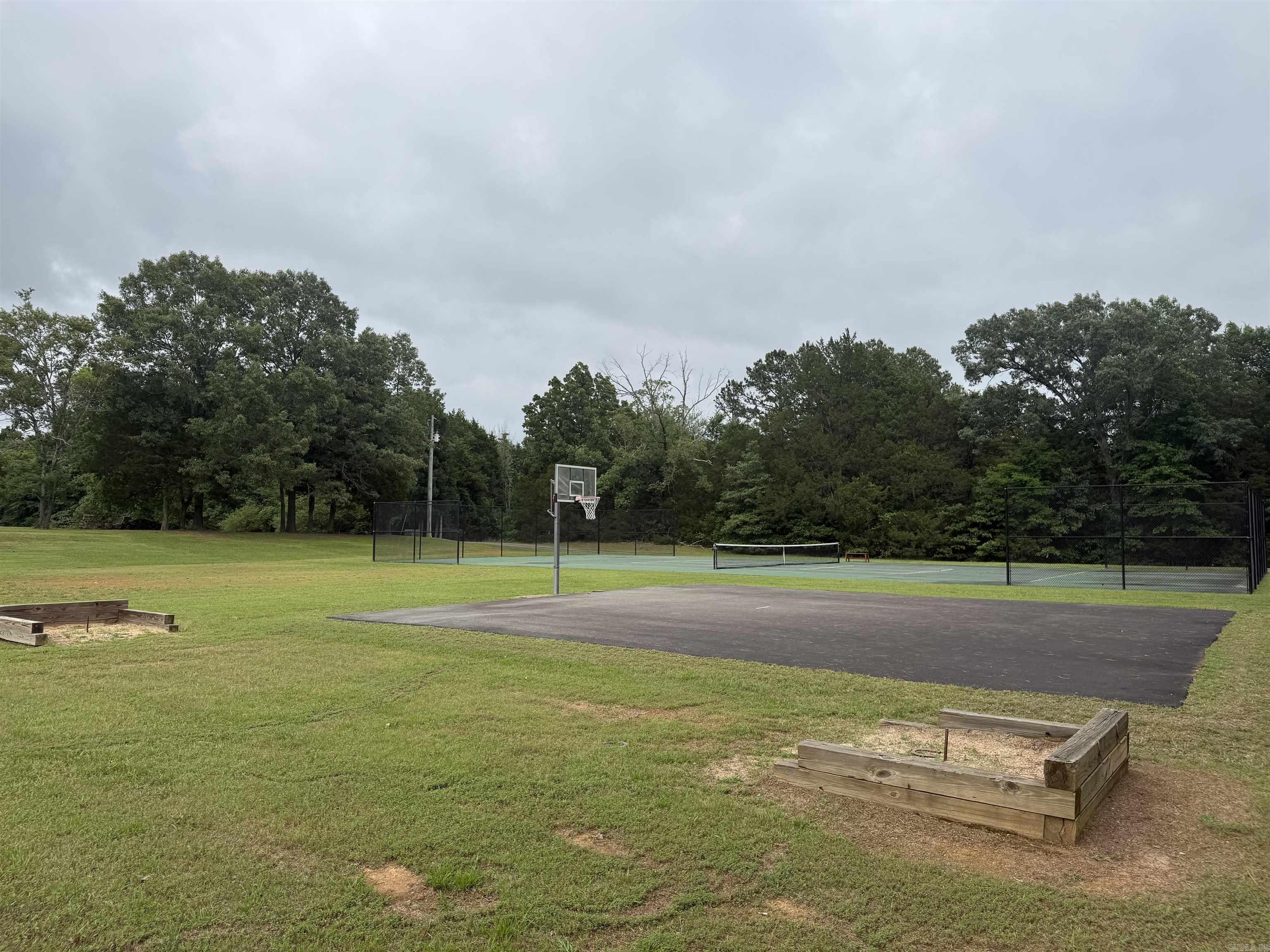 45 South Drive #3  Greers Ferry, AR