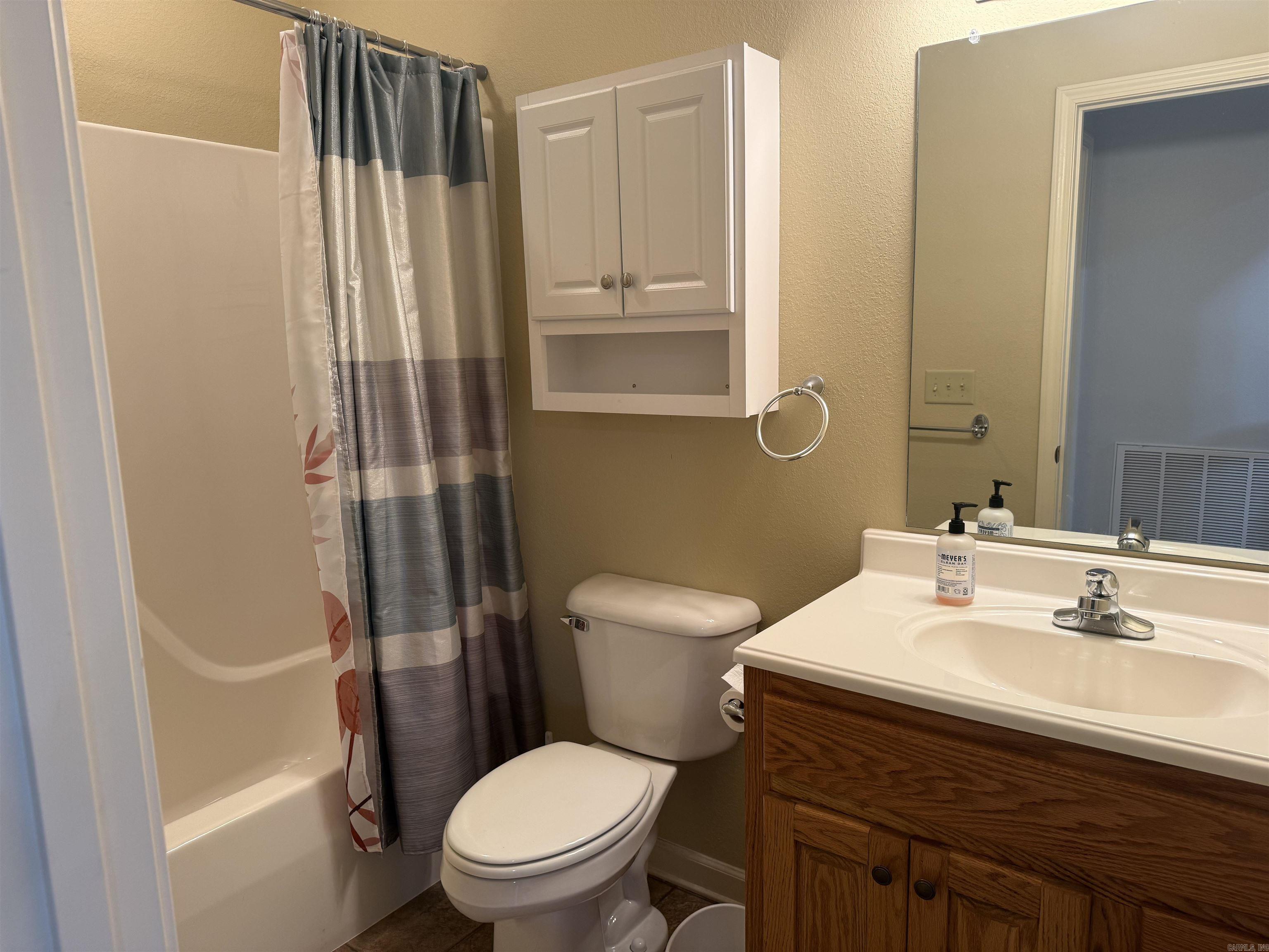 45 South Drive #3  Greers Ferry, AR