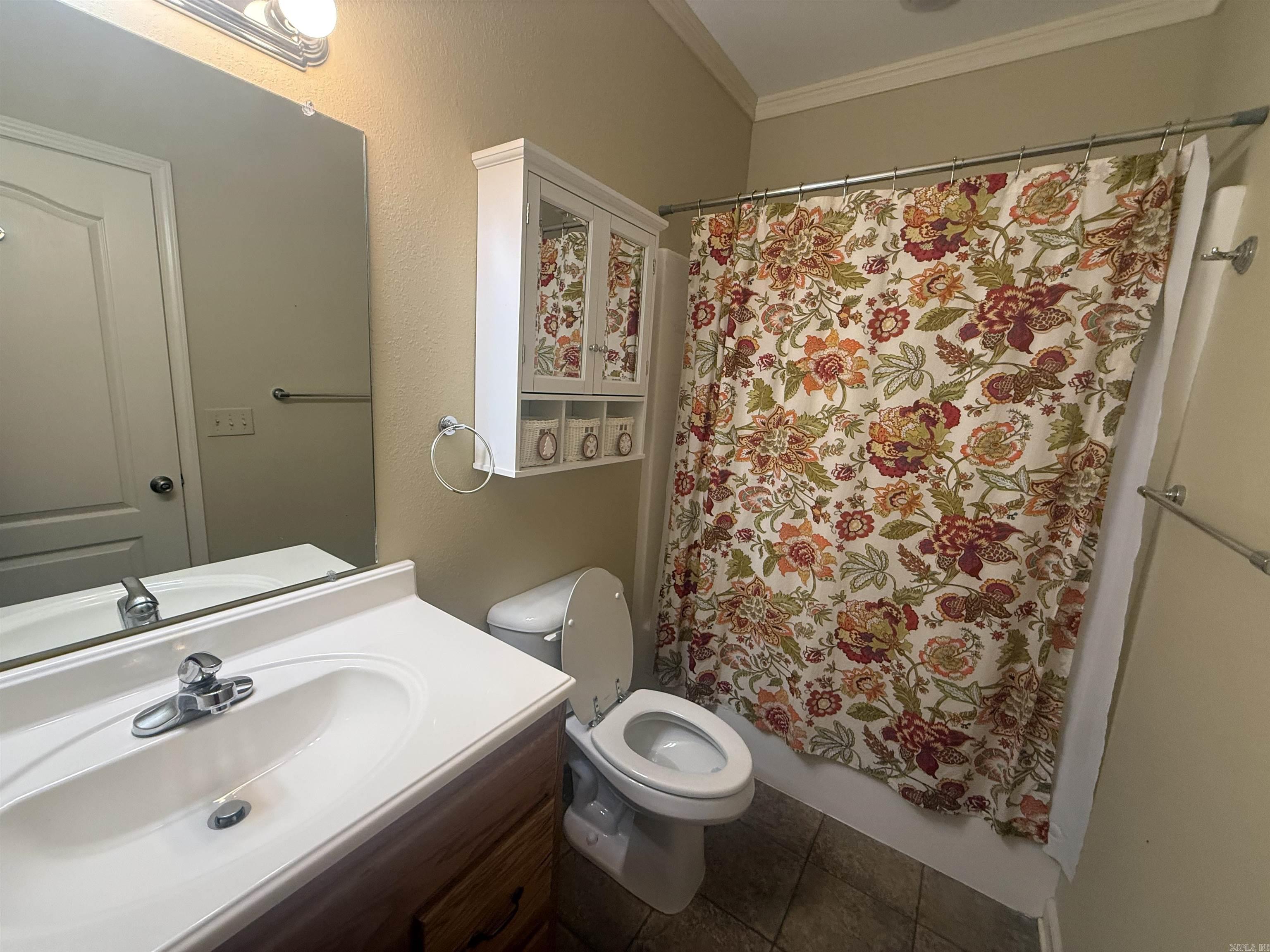 45 South Drive #3  Greers Ferry, AR