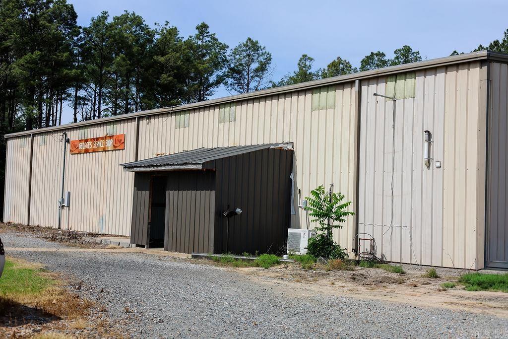 6056 Highway 11 N  Des Arc, AR