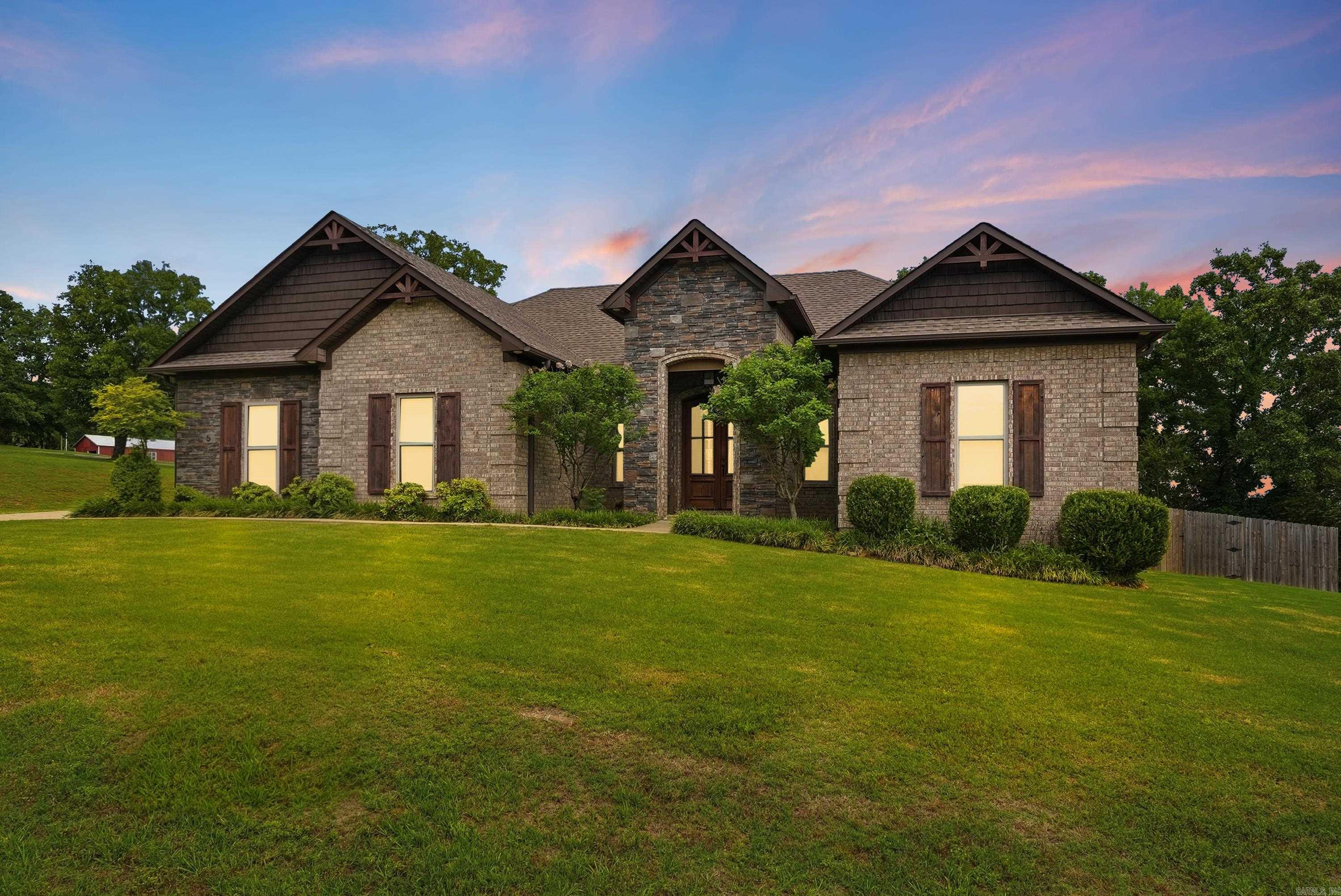 5 Lukefield  Greenbrier, AR