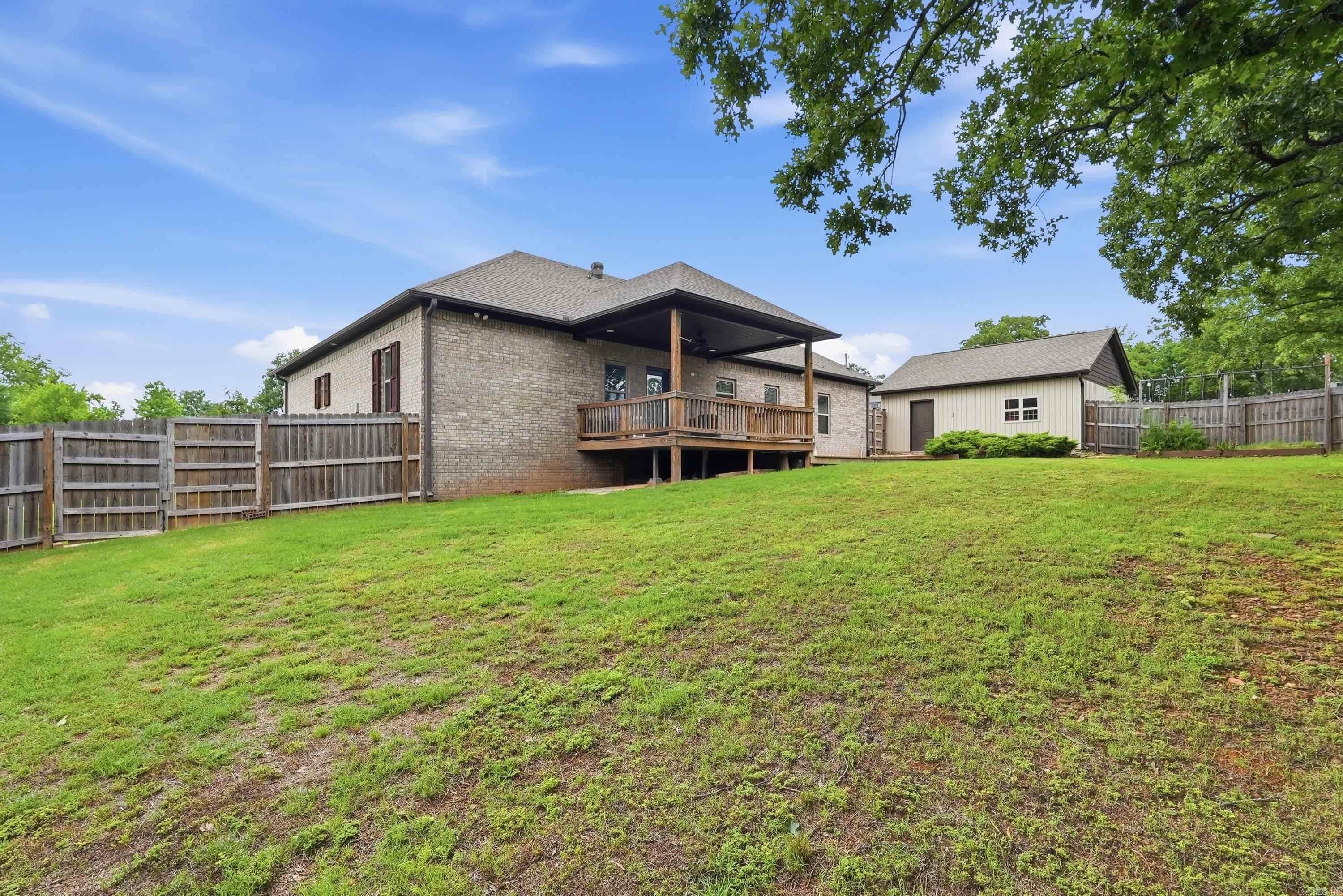 5 Lukefield  Greenbrier, AR