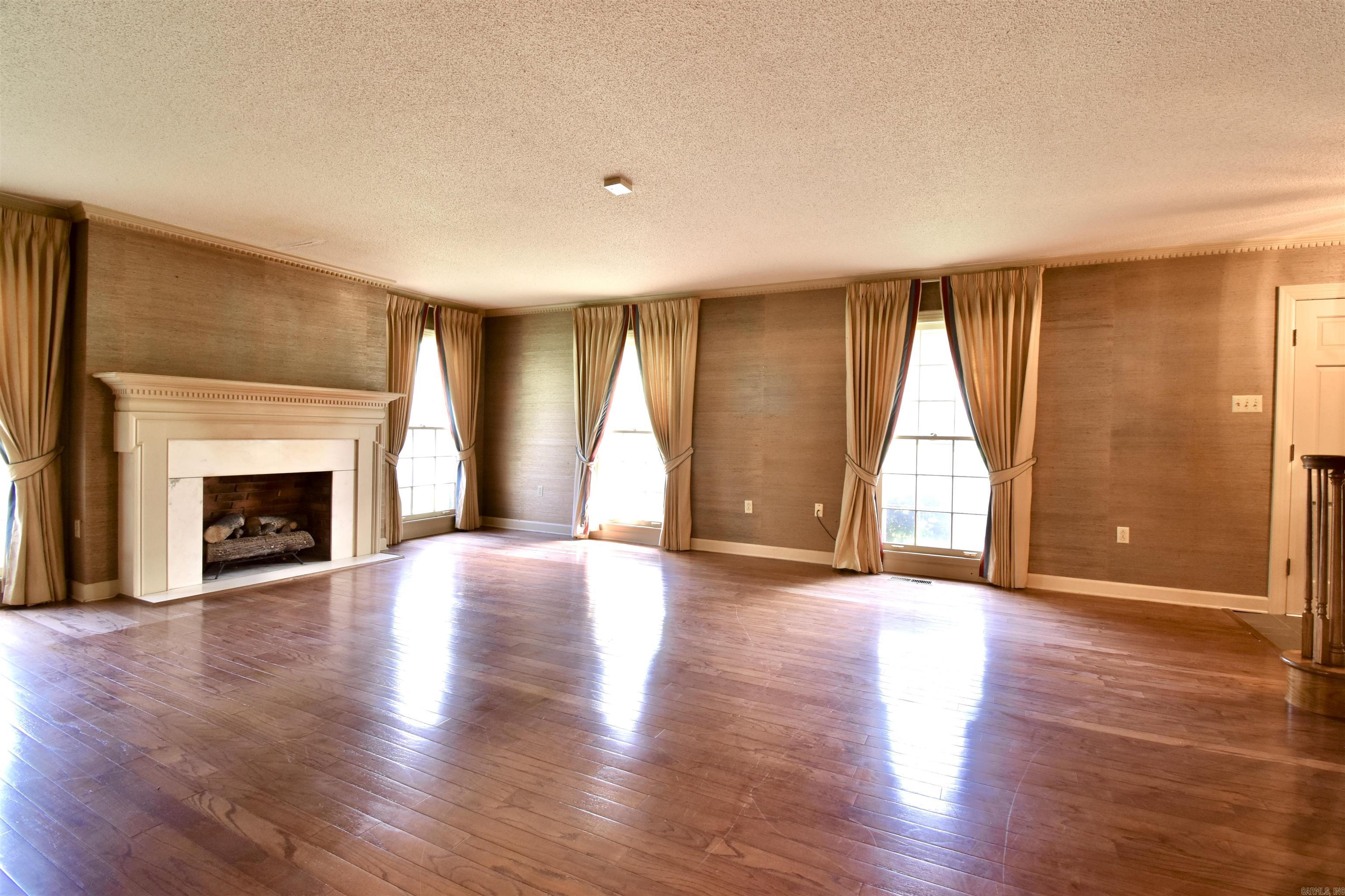 100 Quapaw  Helena, AR