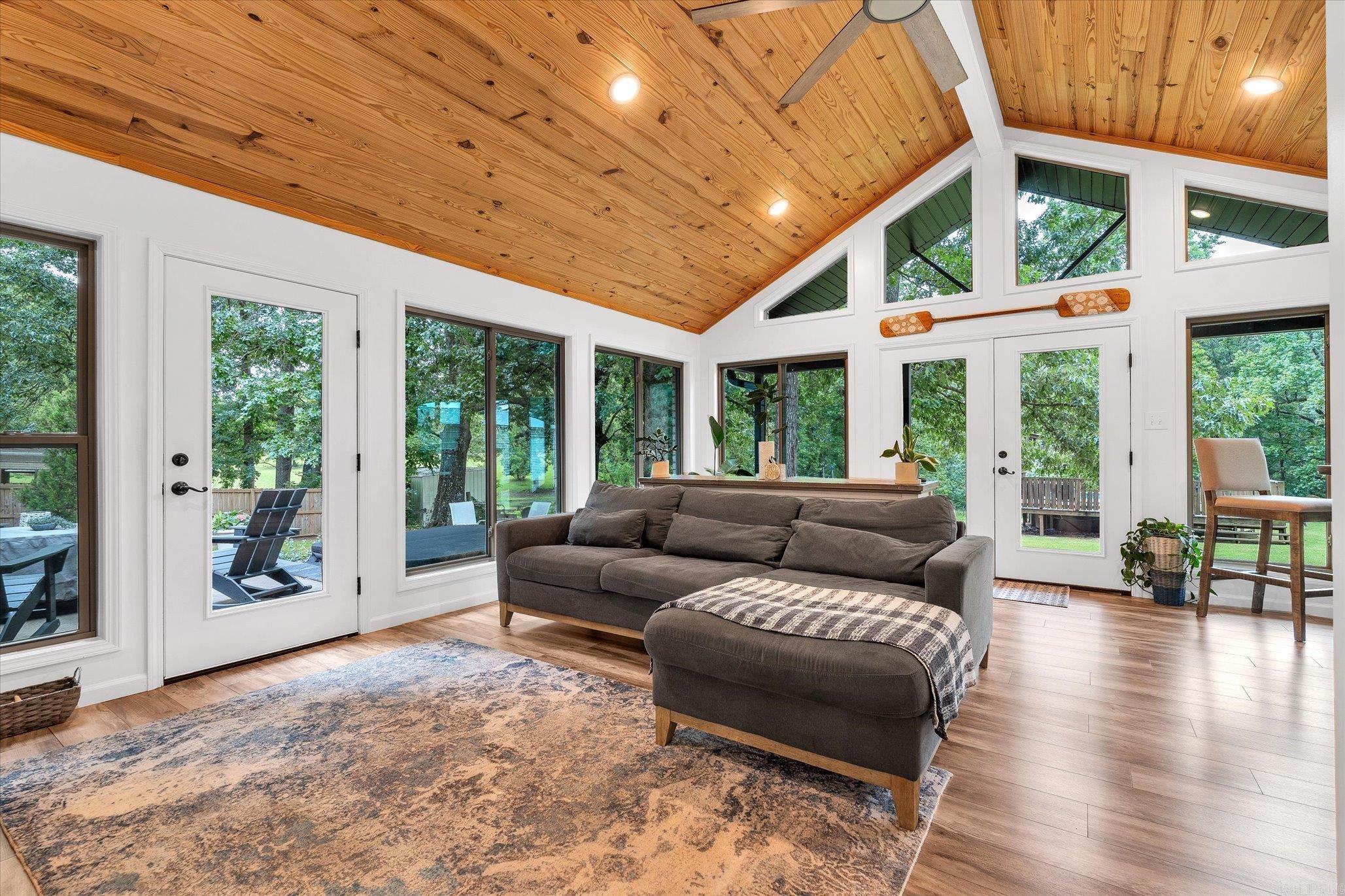 375 County Road 353  Bono, AR