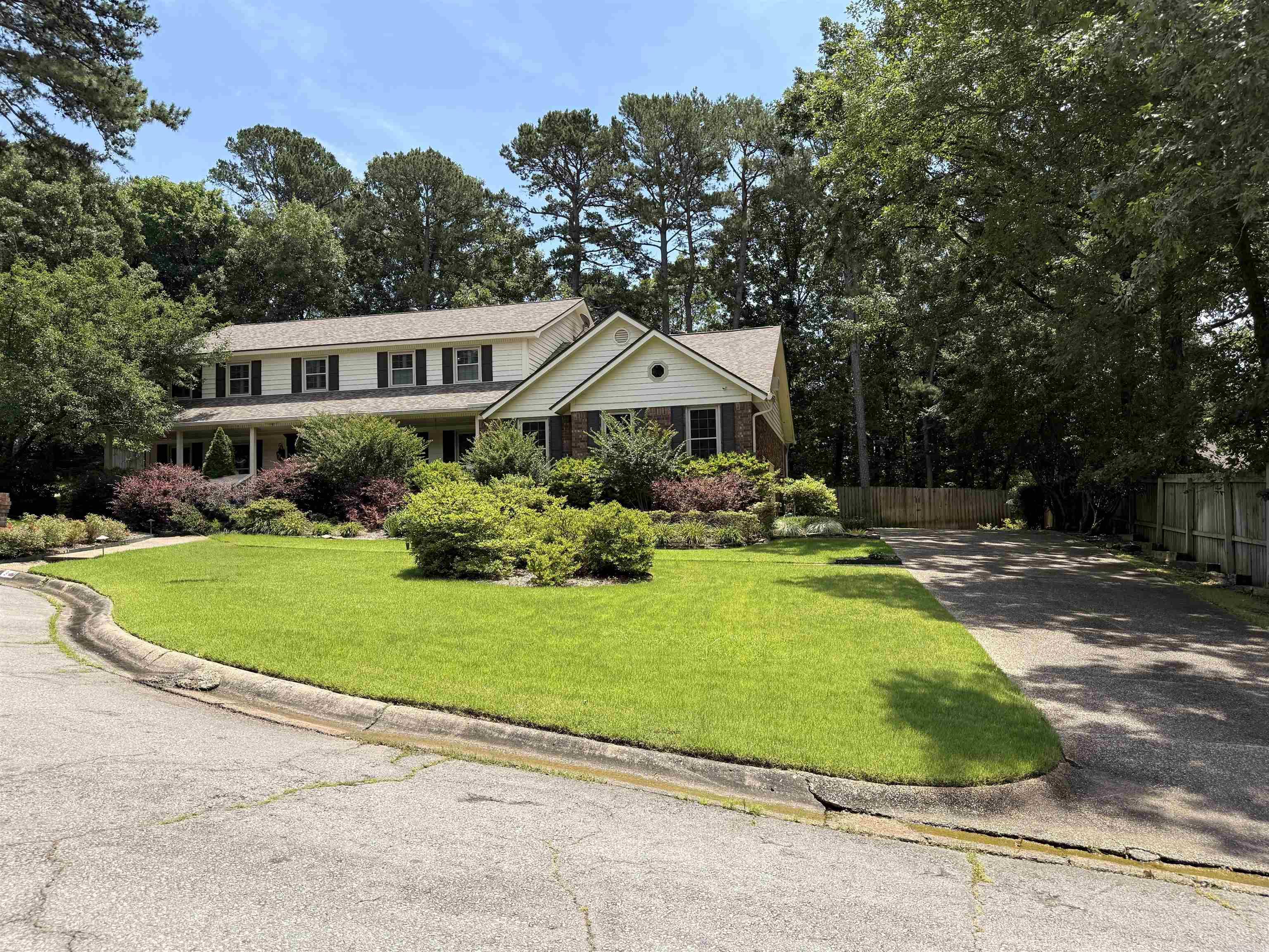 3 Longview  Little Rock, AR
