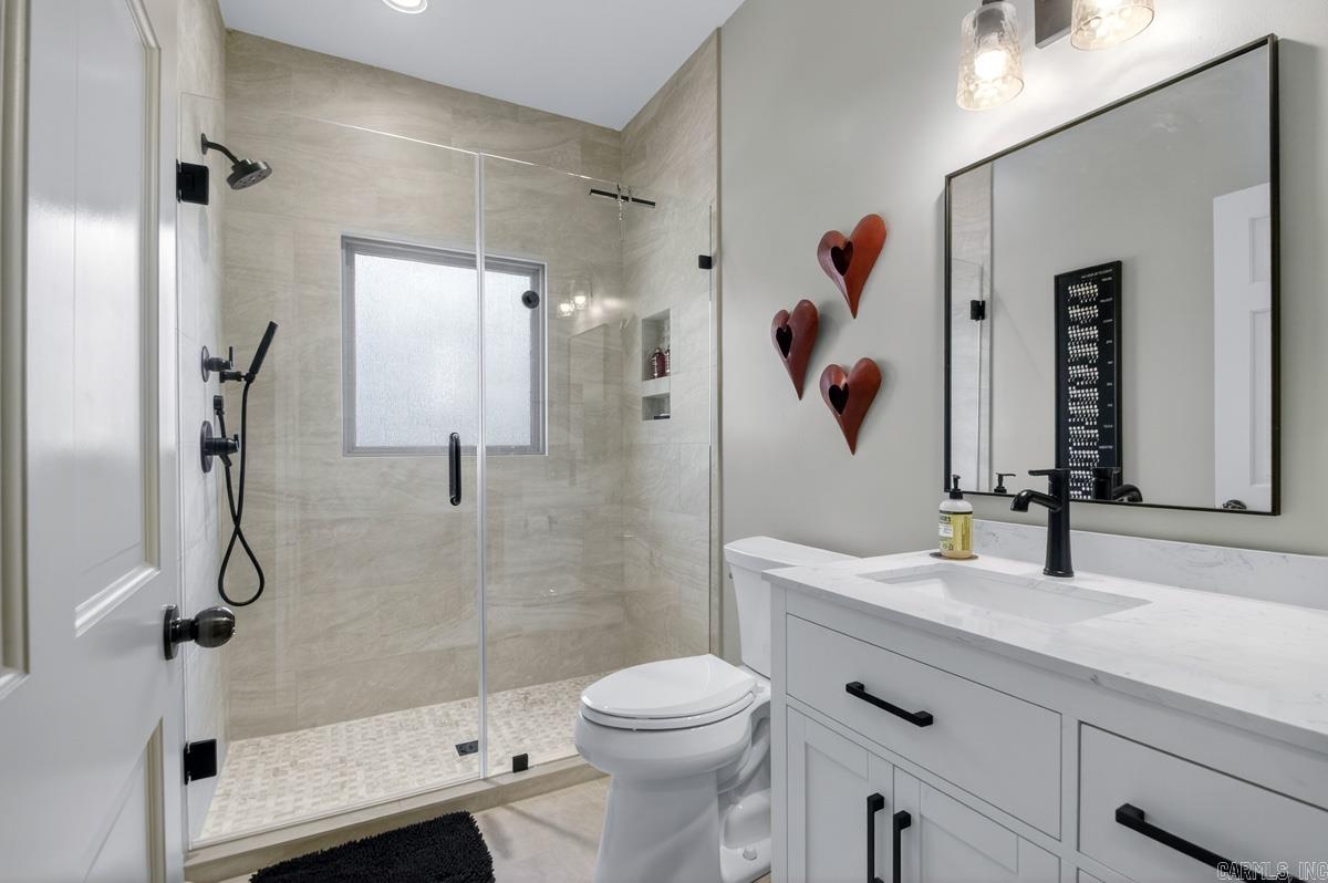 3 Longview Cove Little Rock, AR 72212