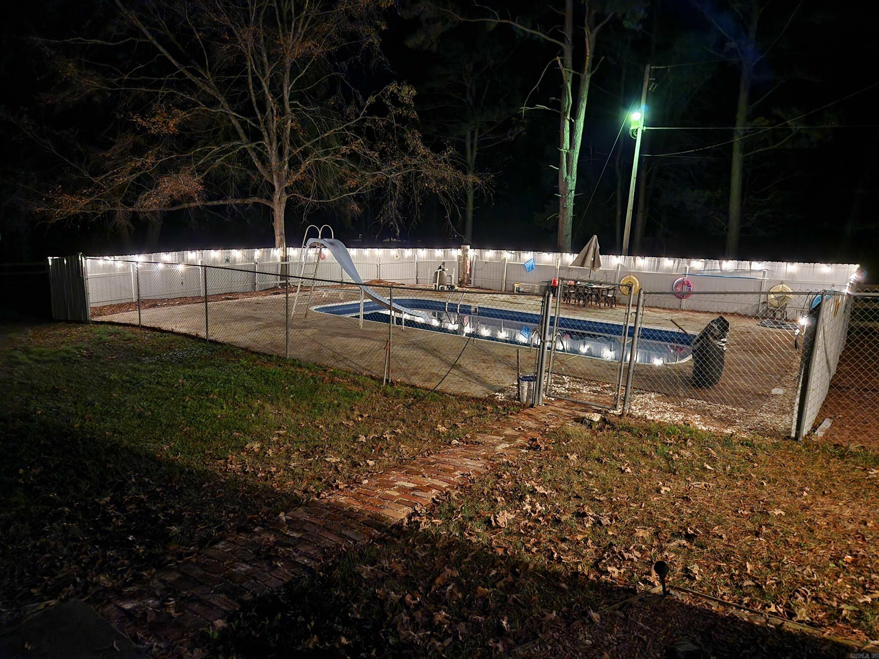 122 N Woodland  Conway, AR