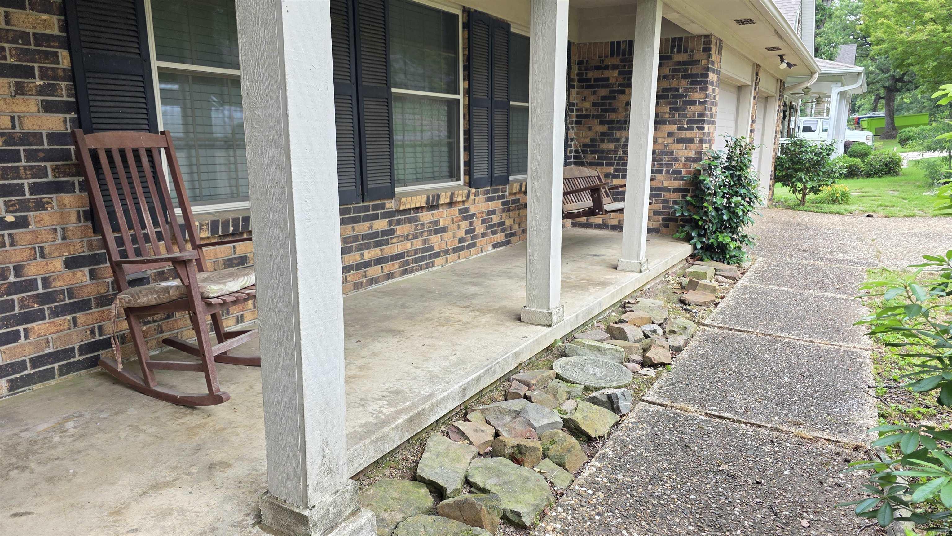 1512 War Eagle Dr  North Little Rock, AR