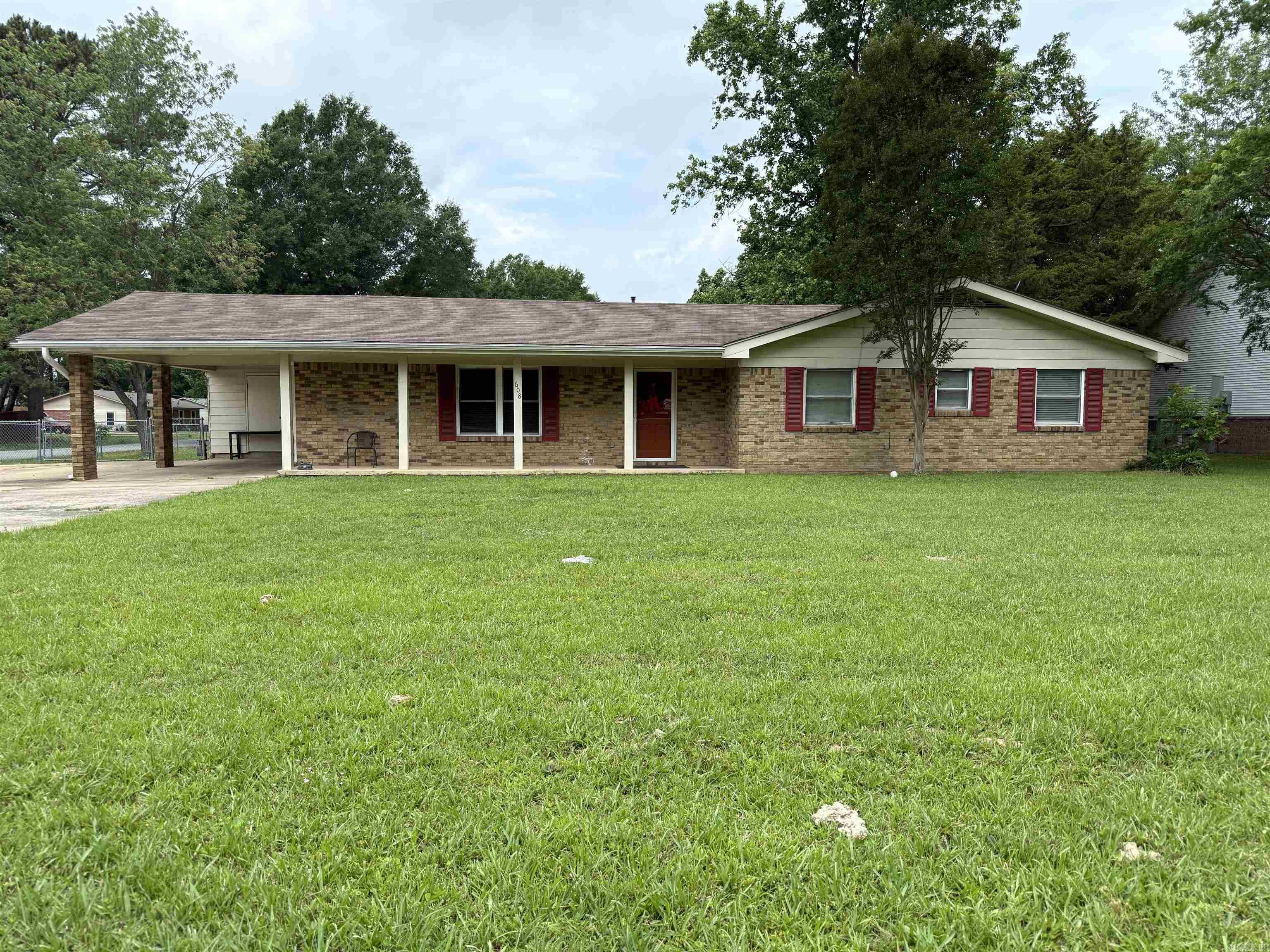 608 S Pine  Cabot, AR