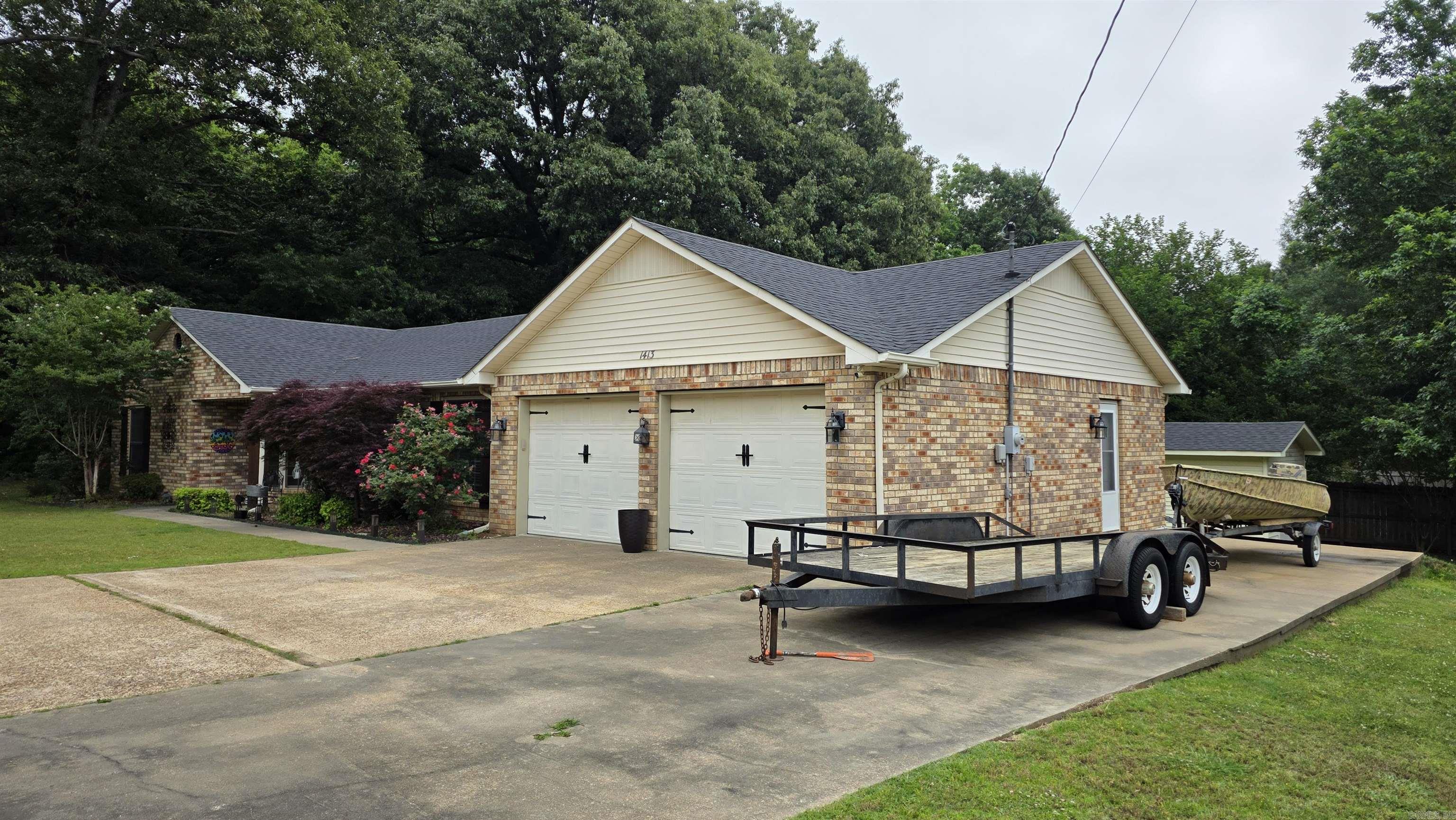1413 Asa St  Paragould, AR