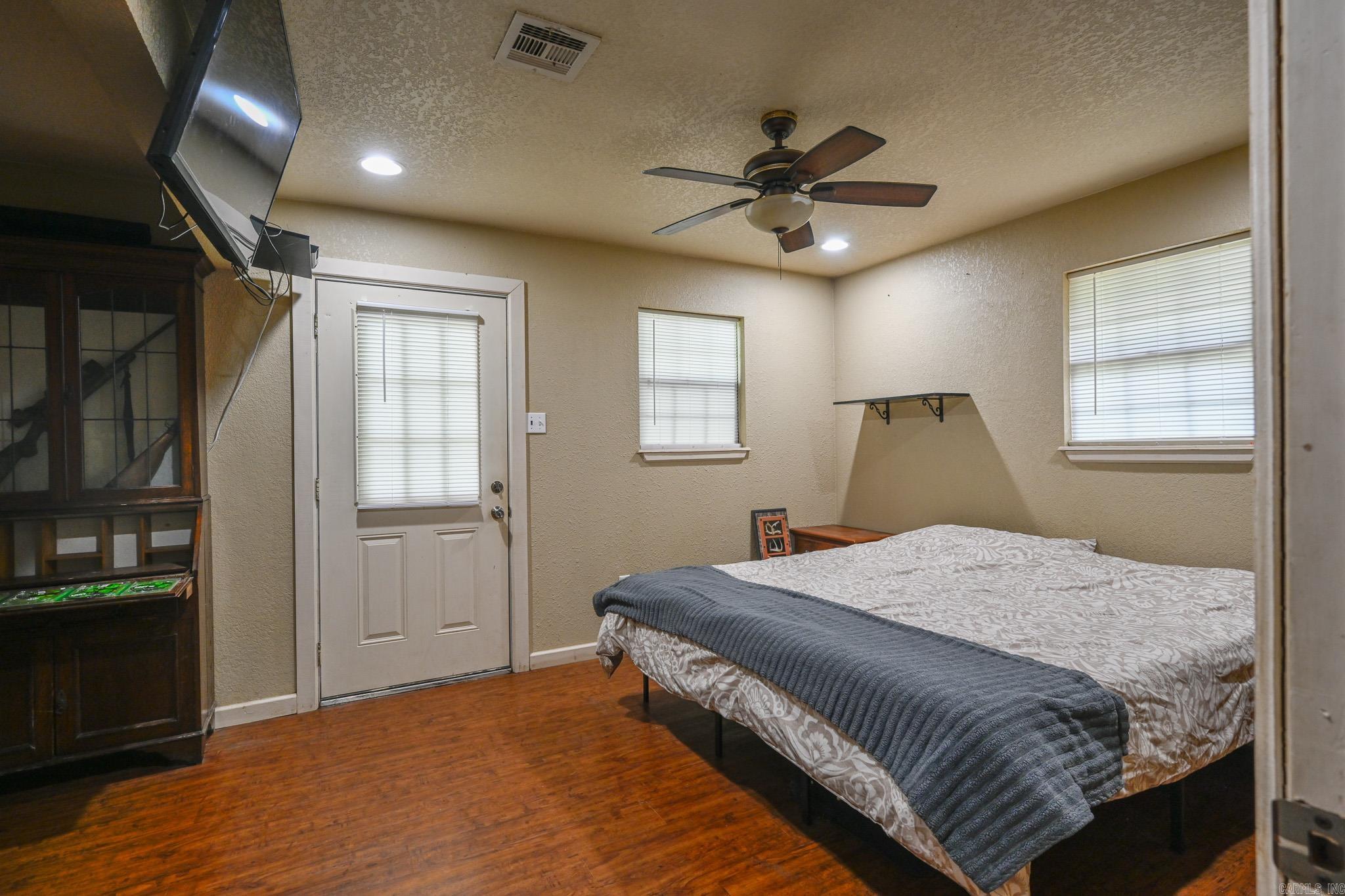 136 Shady Oaks Lane  Mena, AR