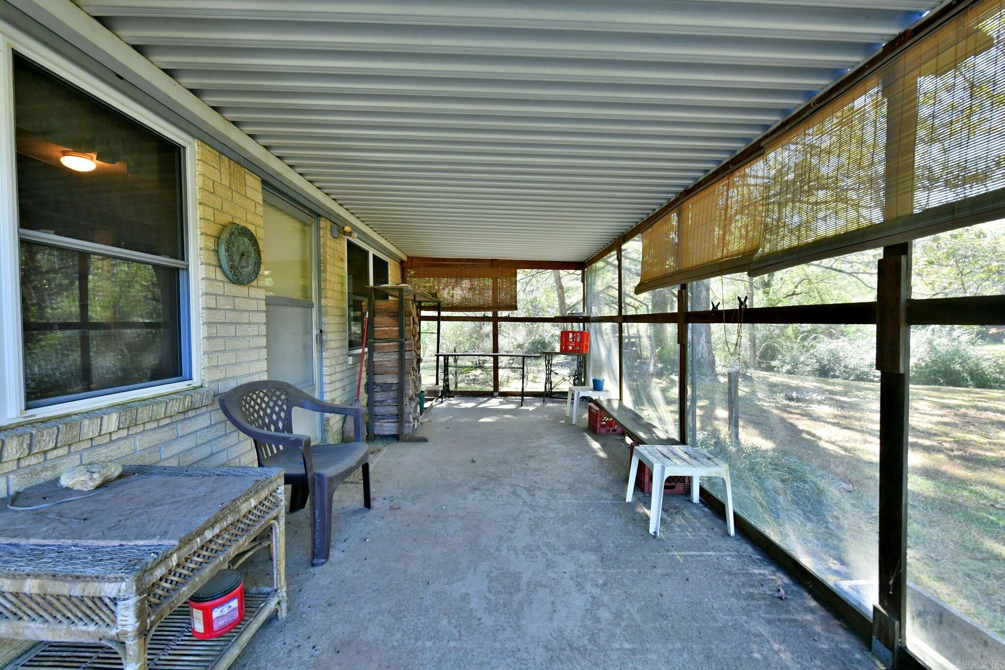 445 Polk Road 40  Hatfield, AR