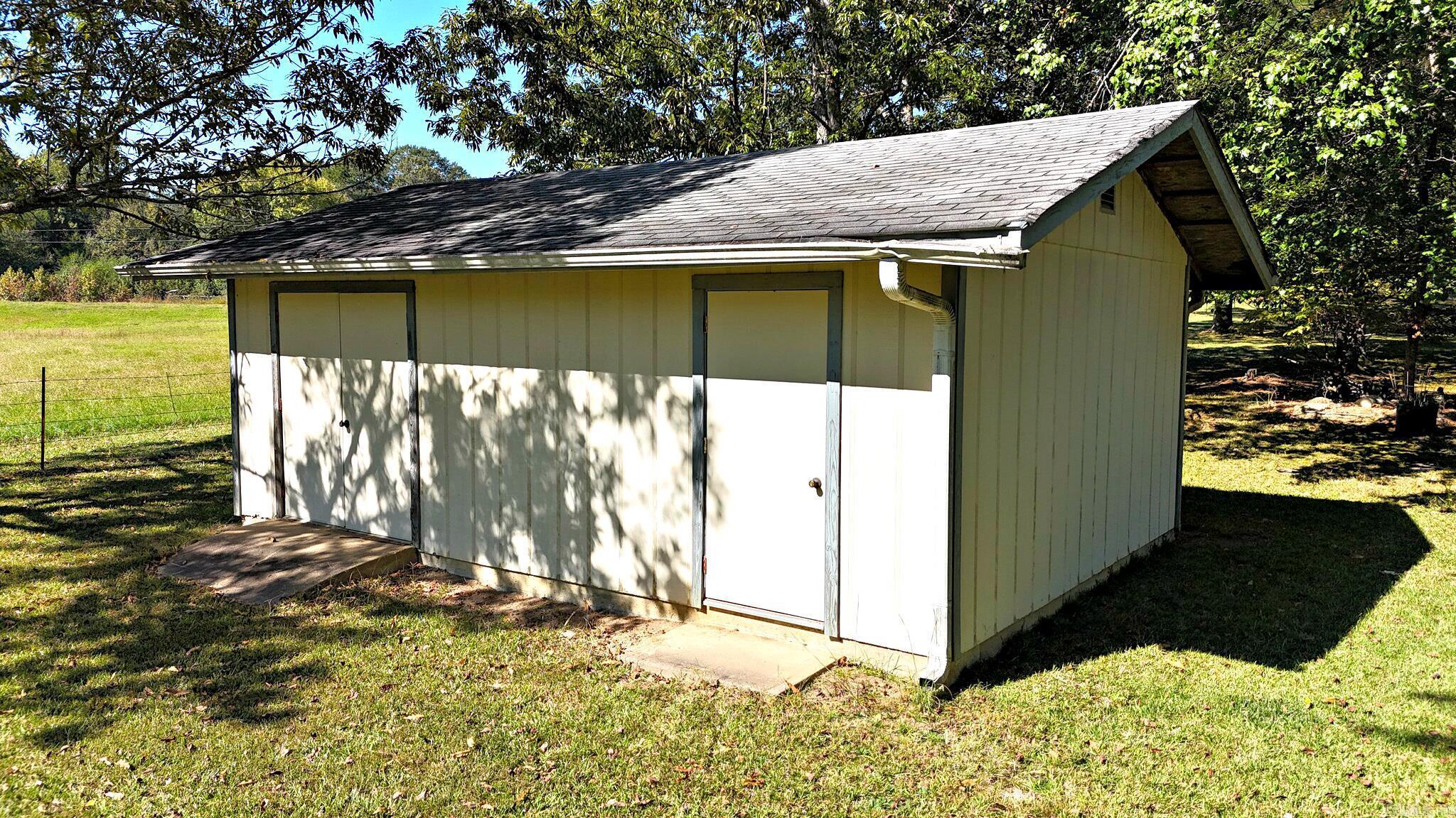 445 Polk Road 40  Hatfield, AR