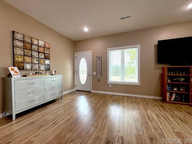 631 Spring Valley Dr  Mammoth Spring, AR