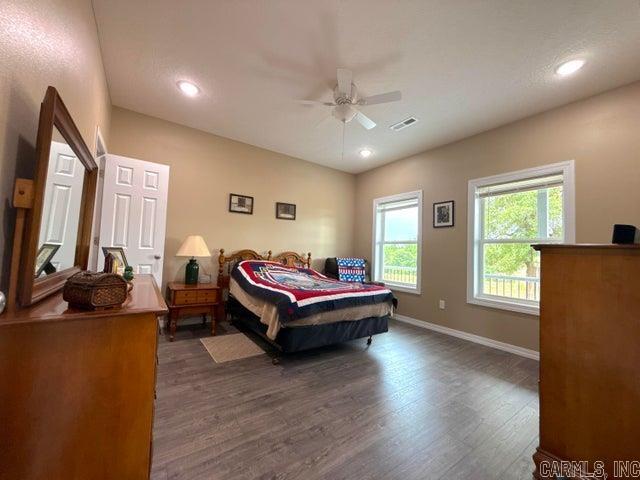 631 Spring Valley Dr  Mammoth Spring, AR