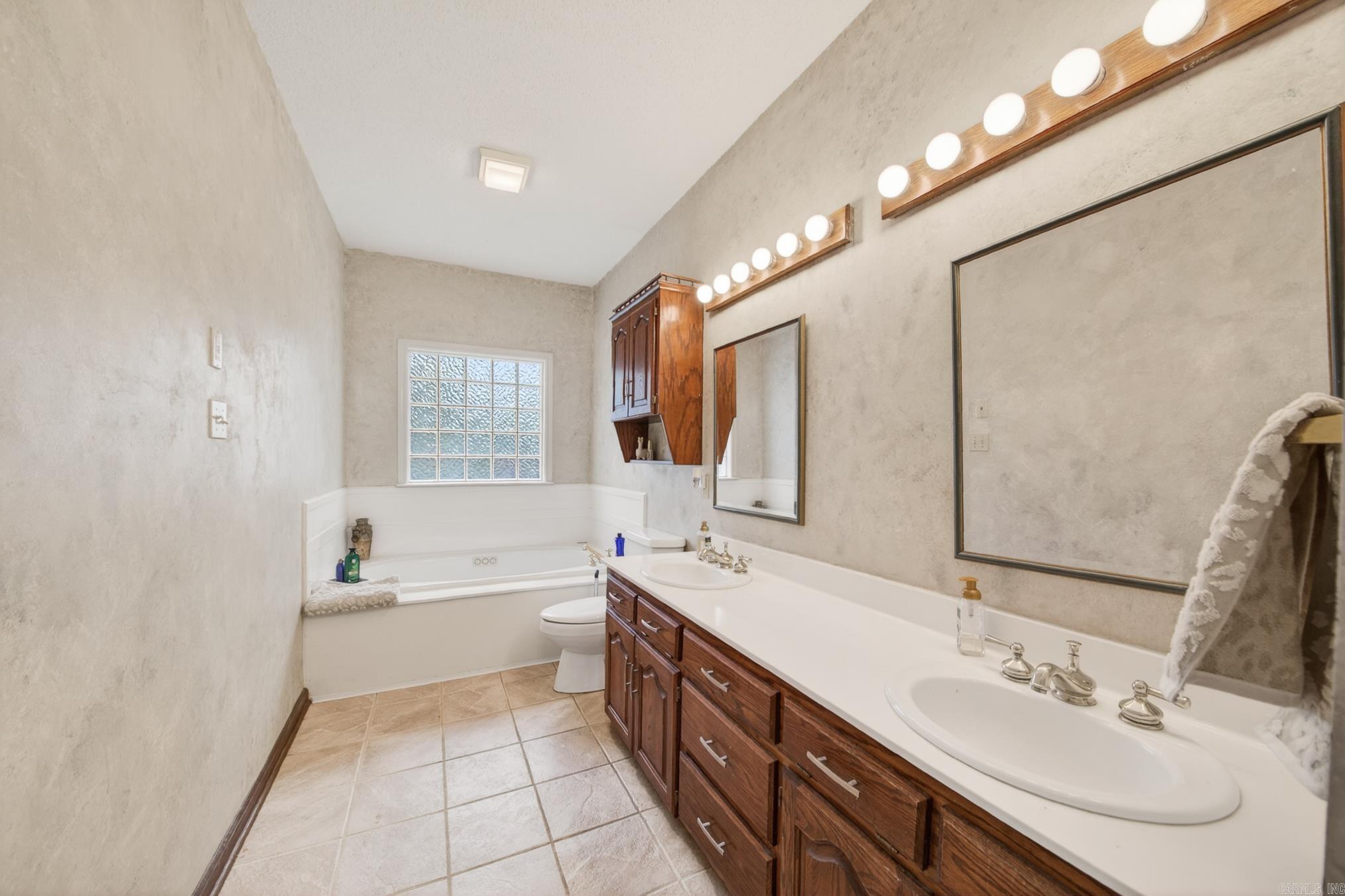 15 Castle Heights  Cabot, AR