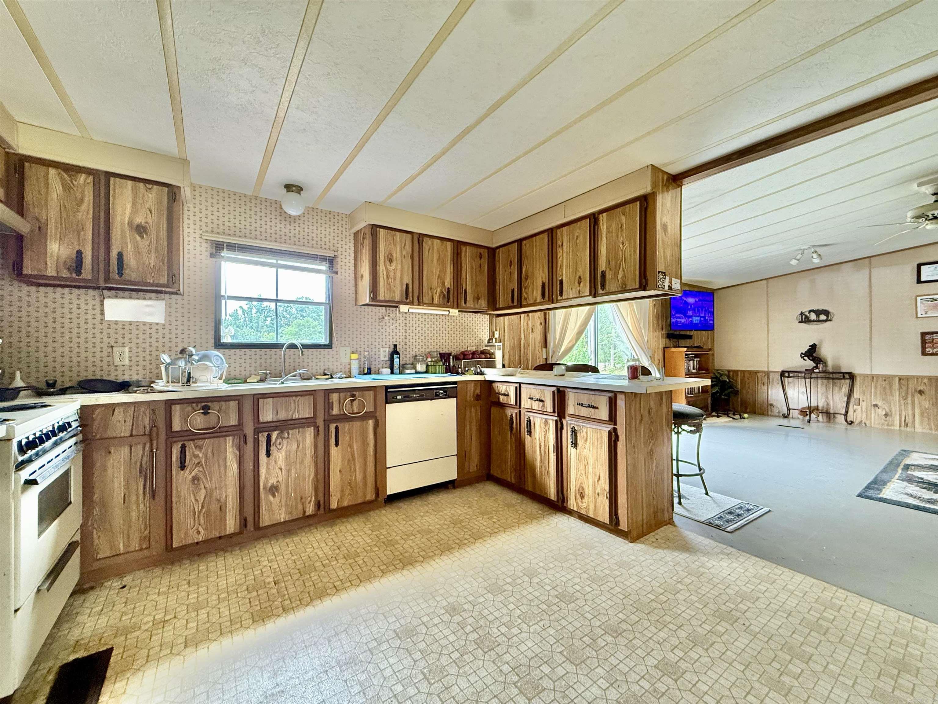 3191 C S Hwy 376 3191 A Hwy 376 S Camden, AR