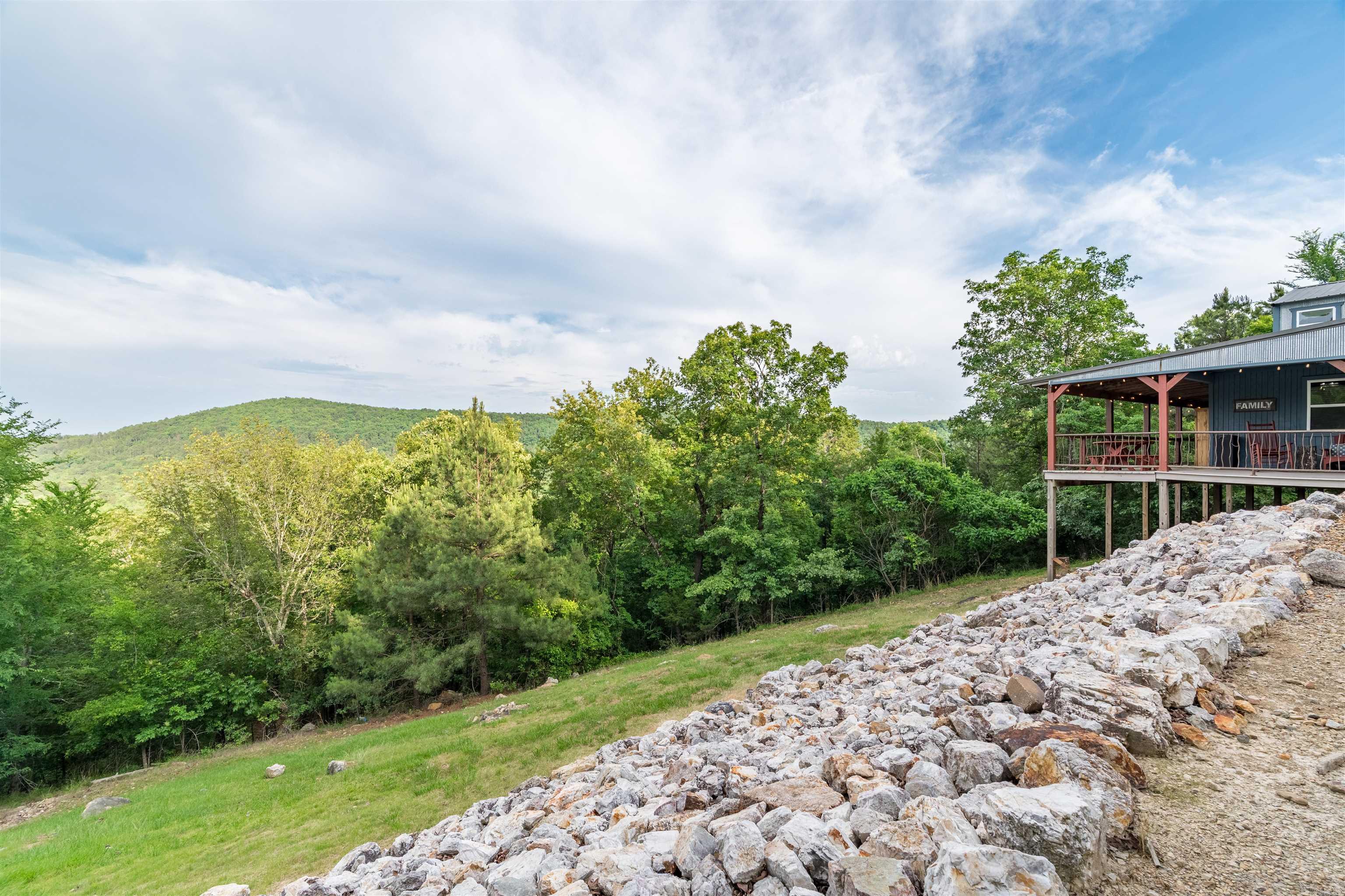 1216 PEACEFUL VALLEY  Hot Springs National Park, AR